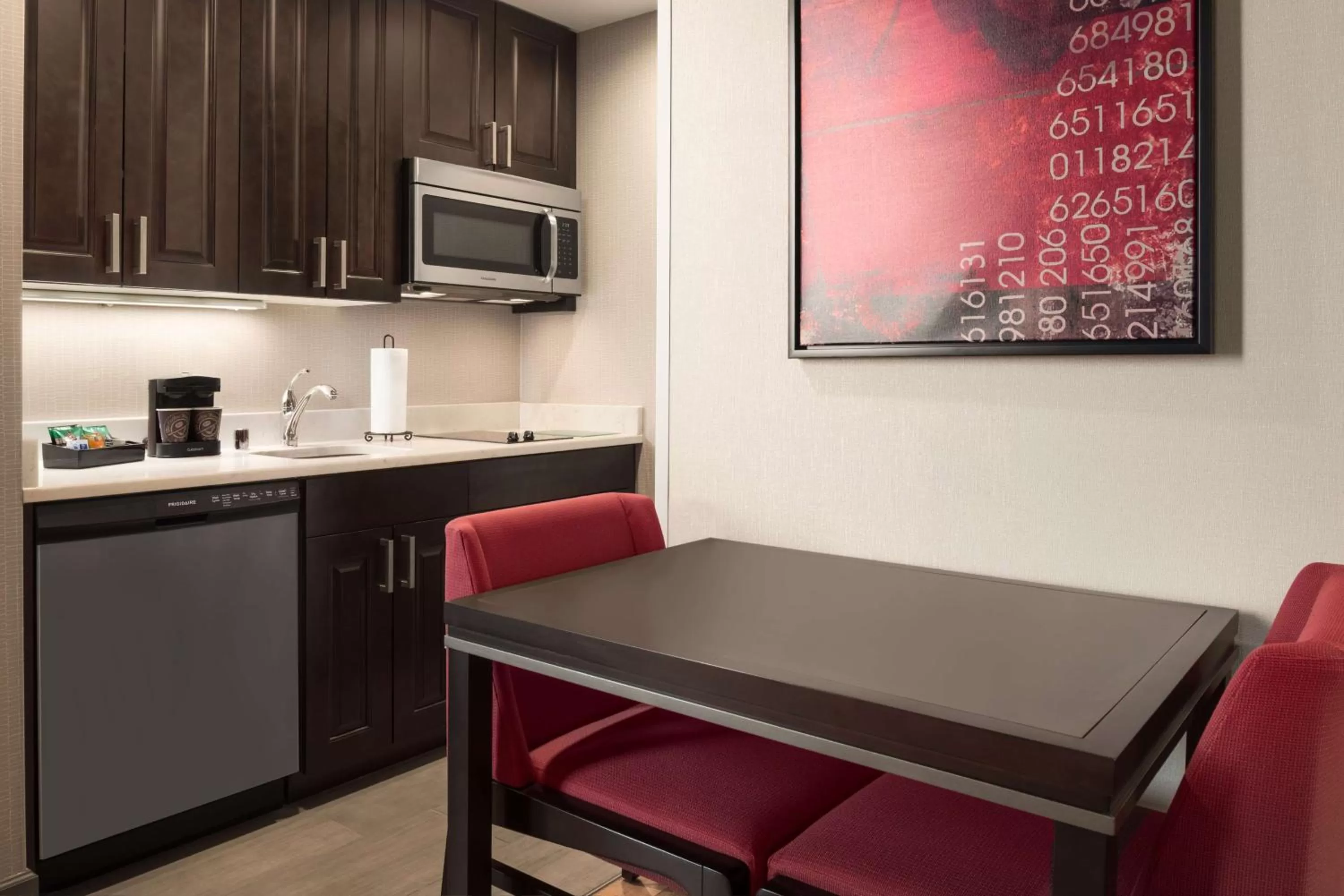 Kitchen or kitchenette in Homewood Suites By Hilton Milwaukee Downtown