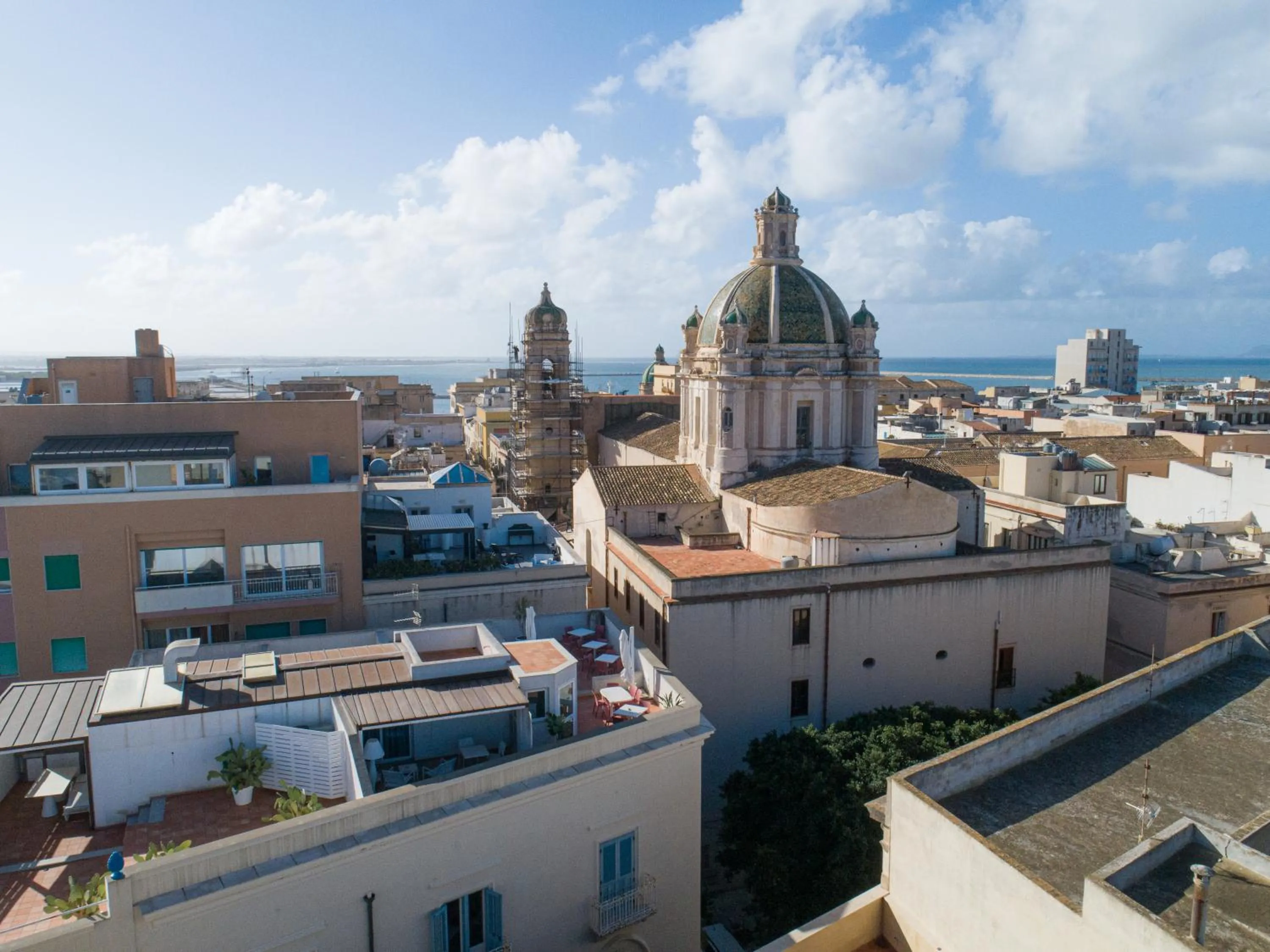 Bird's eye view in ZIBIBBO SUITES & ROOMS - Aparthotel in Centro Storico a Trapani