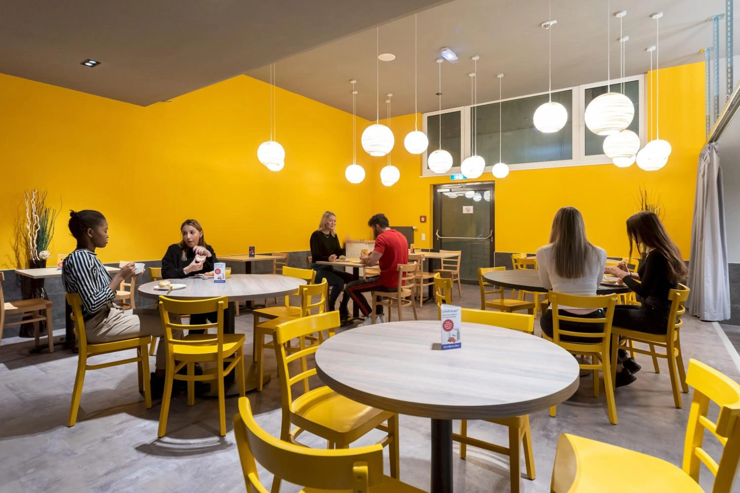 Restaurant/places to eat in a&o Graz Hauptbahnhof