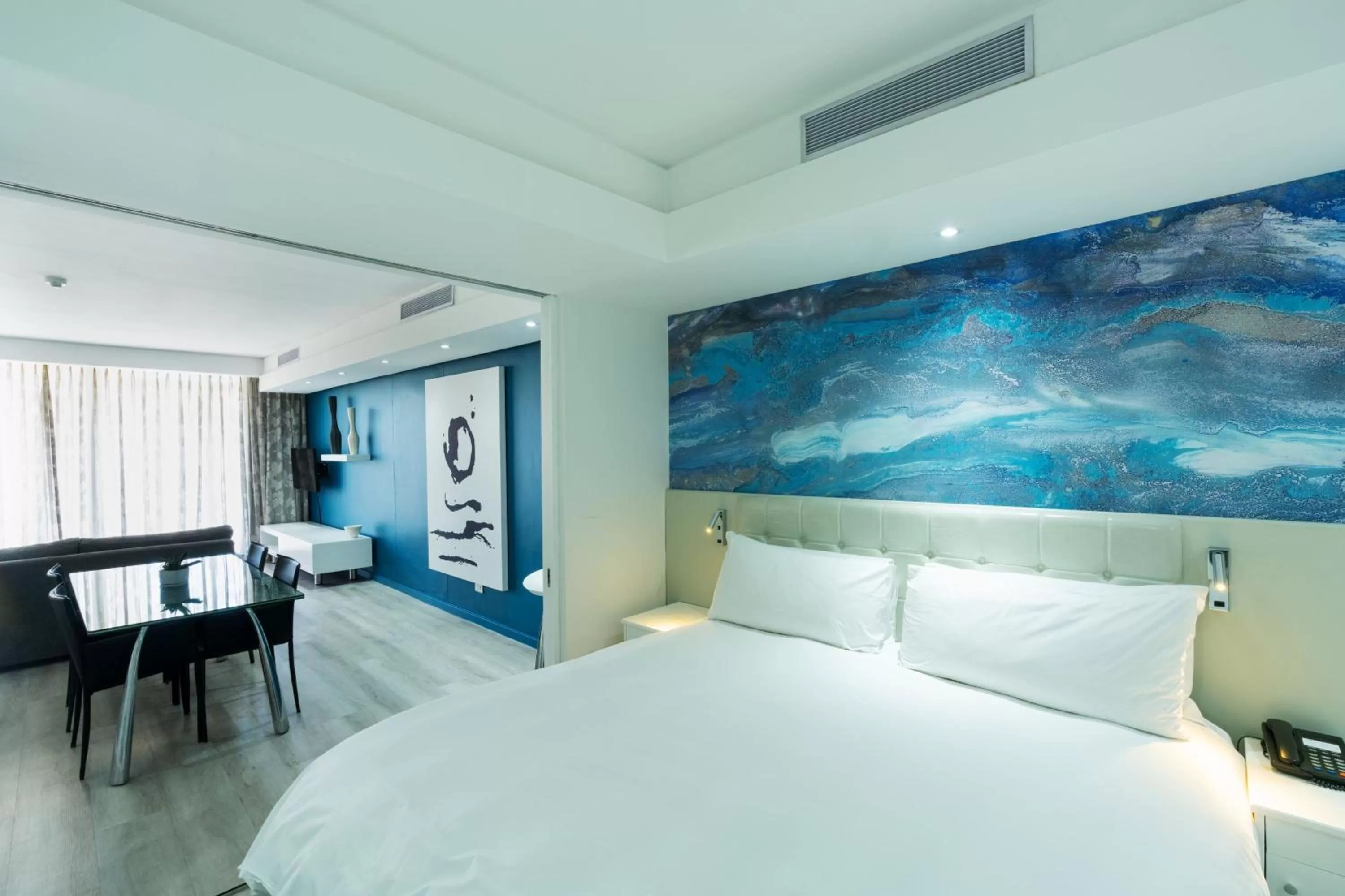 Bedroom, Bed in Protea Hotel by Marriott Cape Town North Wharf