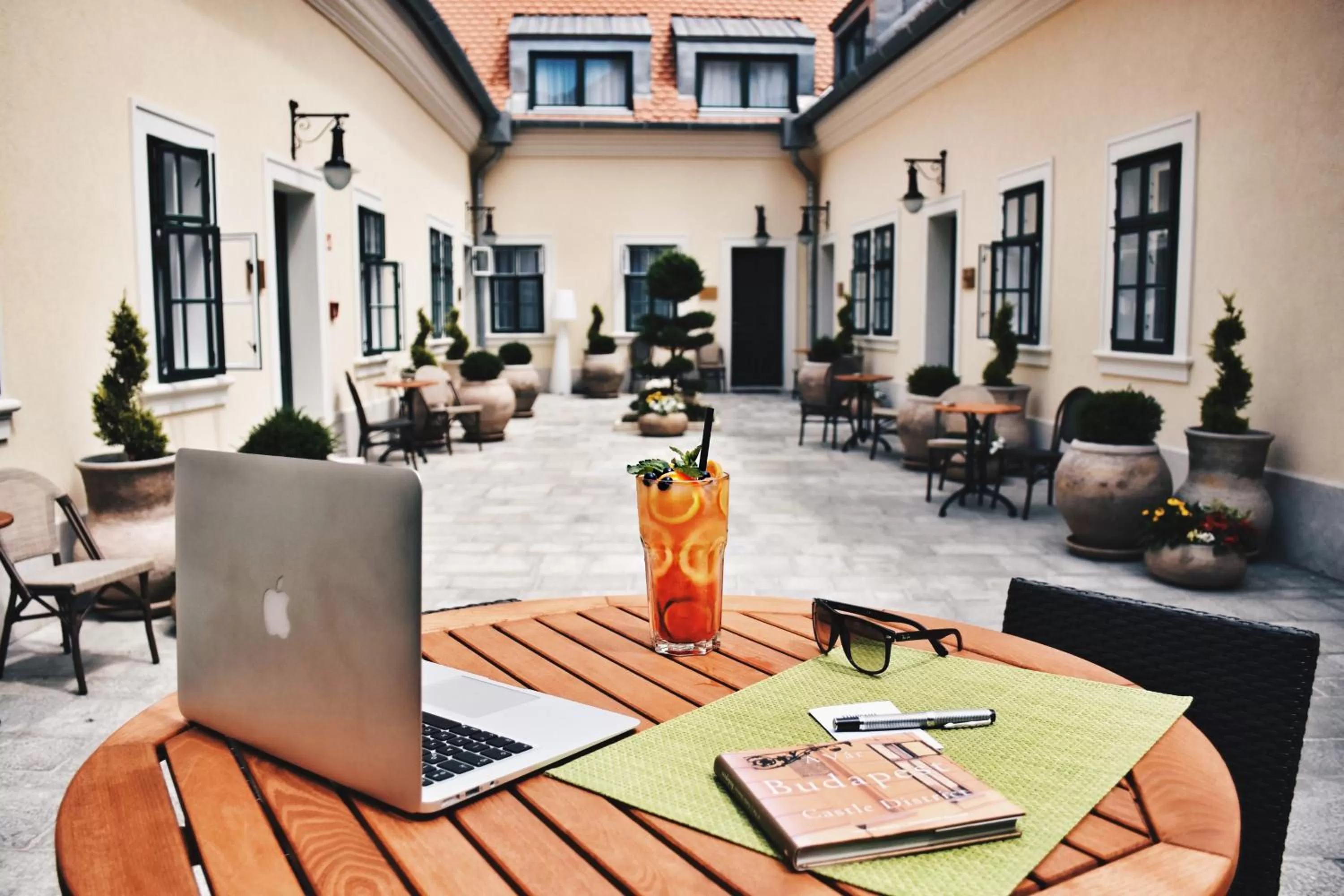 Property building in Maison Bistro & Hotel