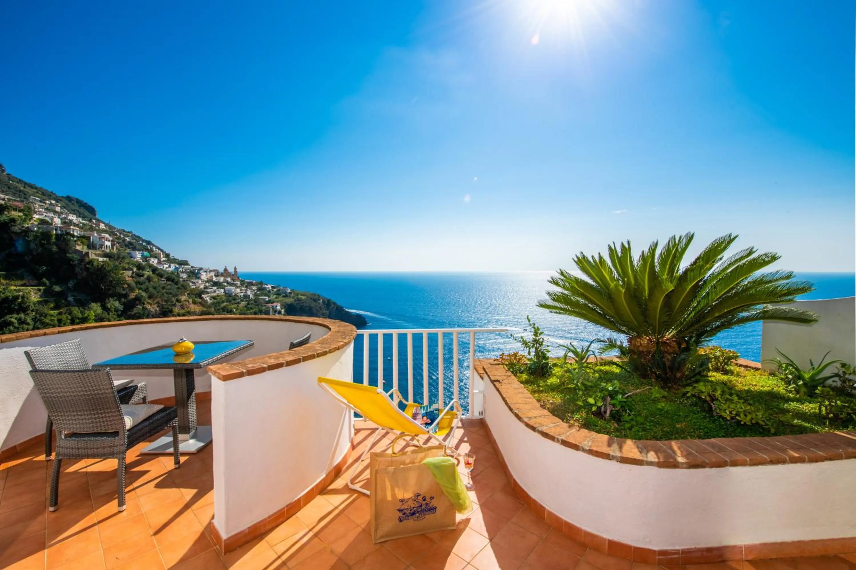 Patio in Grand Hotel Tritone