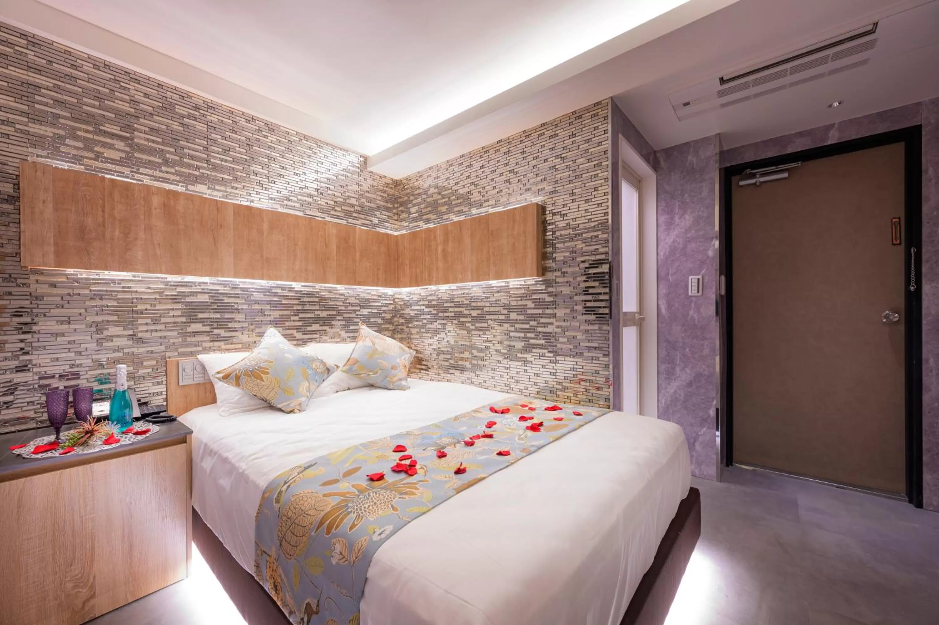 Bedroom, Bed in Tokyo Hotel Bella Ikebukuro