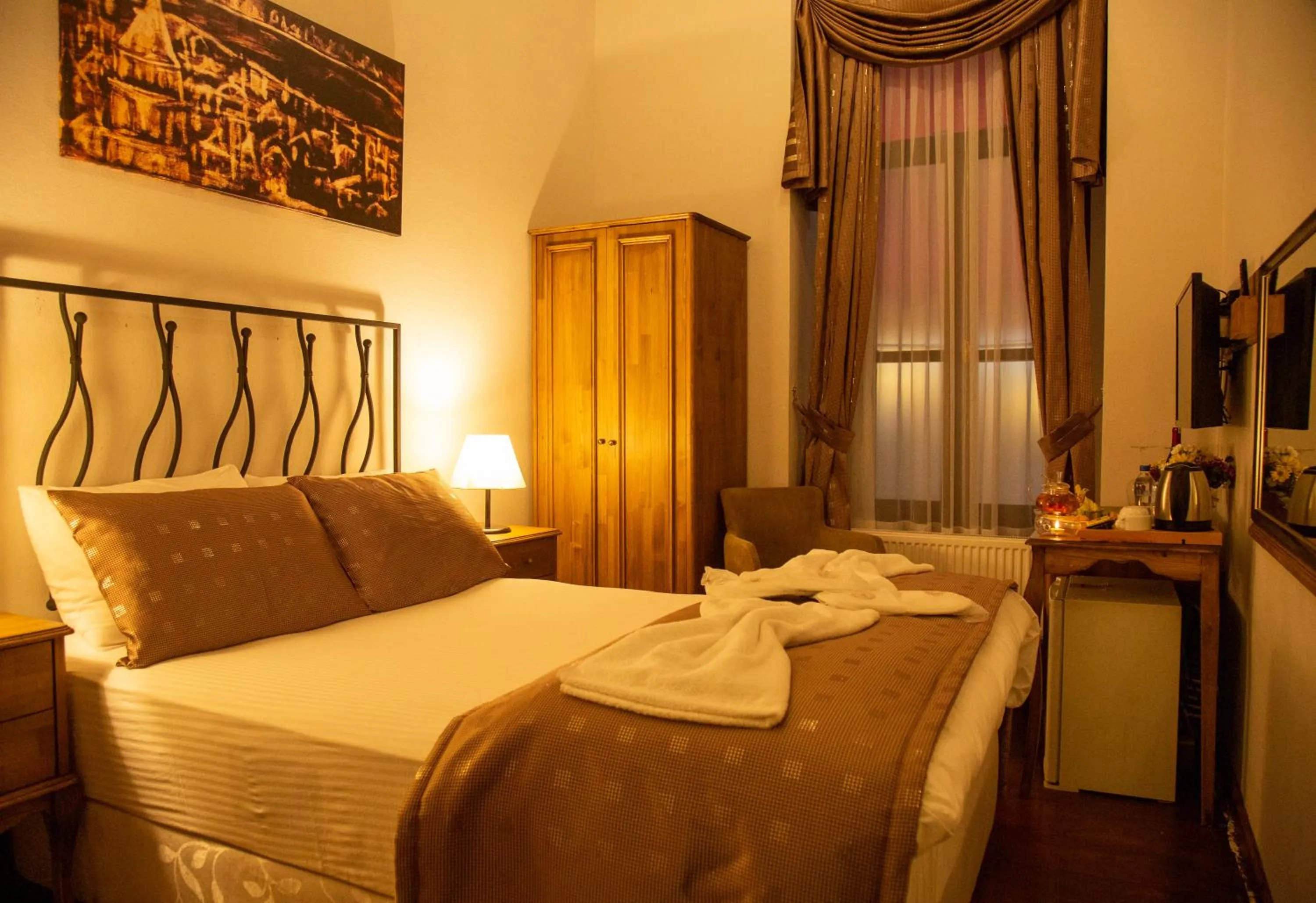 Photo of the whole room, Bed in Sarnıç Butik Otel