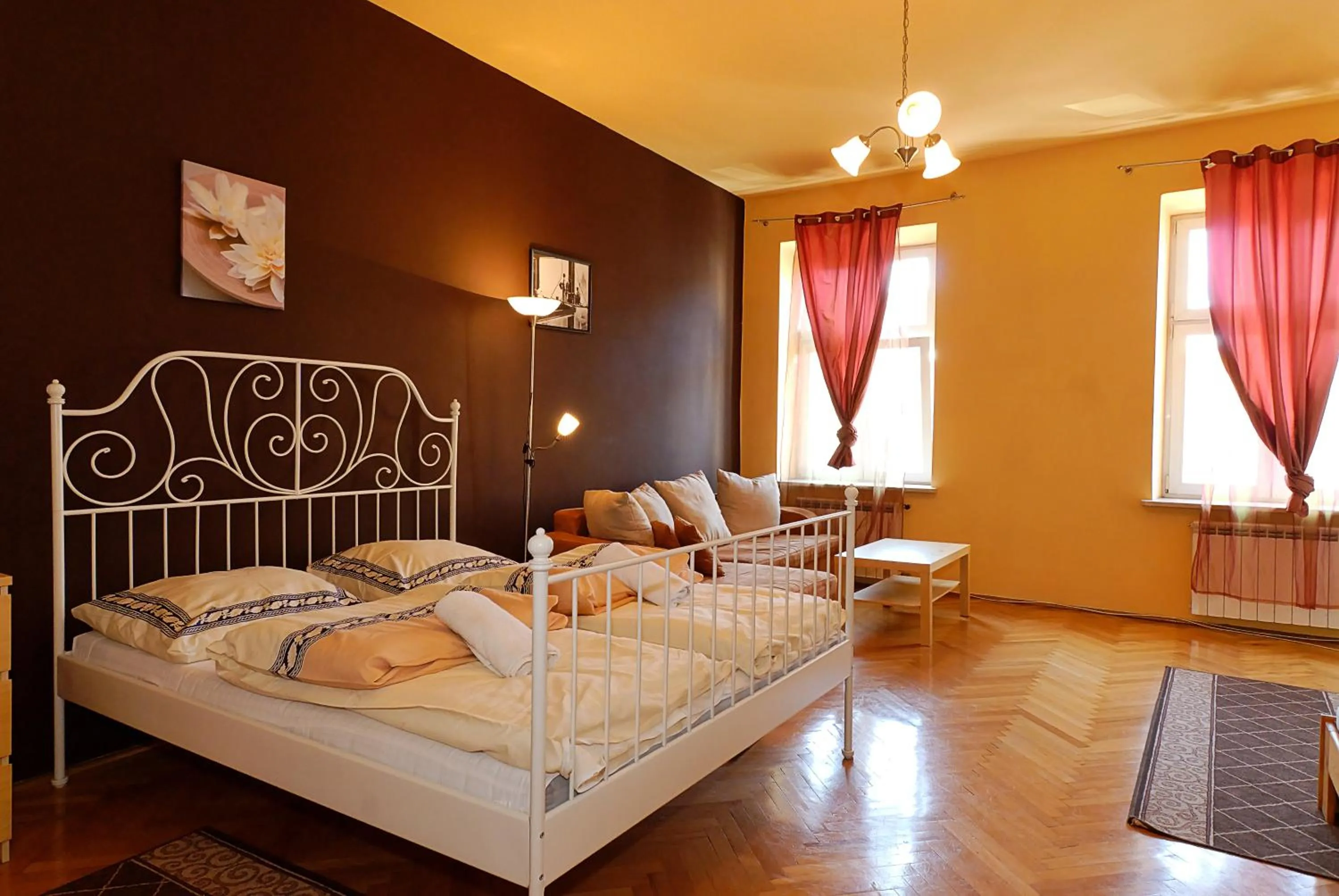 Bed in P&J Apartments Floriańska