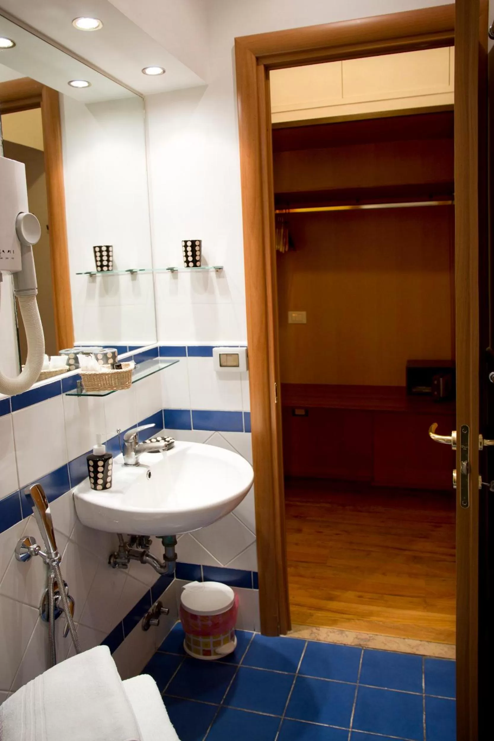 Bathroom in San Peter Rome B&B