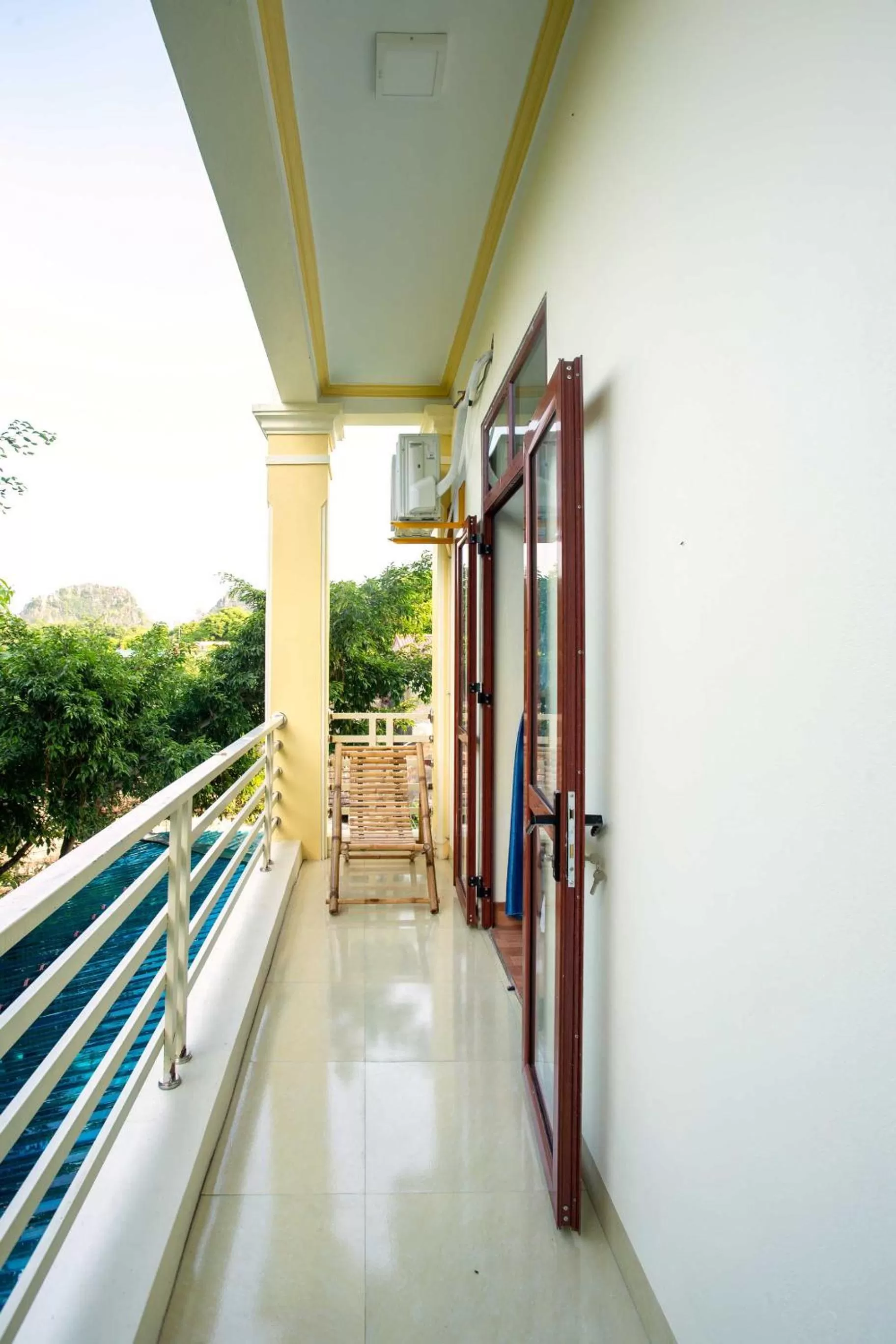 Hang Mua Central Homestay