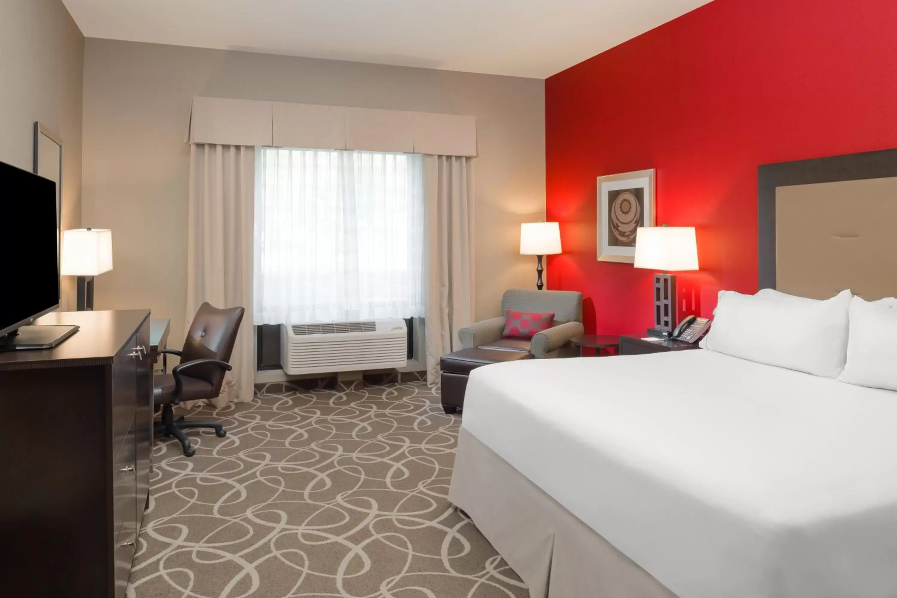 Holiday Inn Express Klamath - Redwood Ntl Pk Area by IHG Holiday Inn Express Klamath - Redwood Ntl Pk Area by IHG