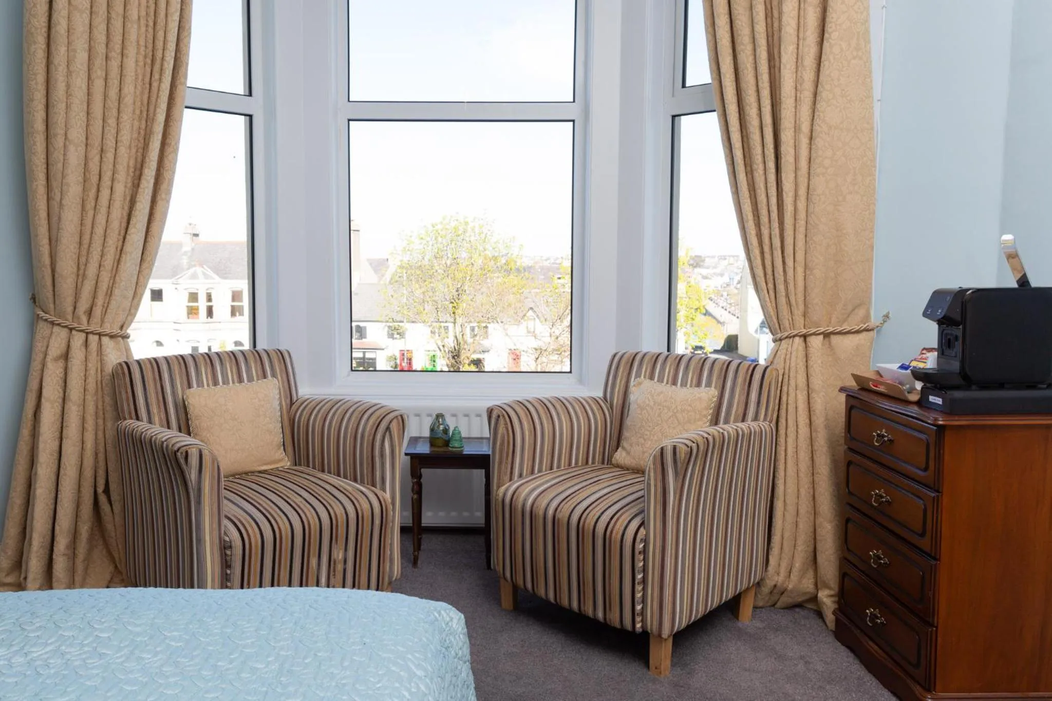 Bed in Shelleven Guest House