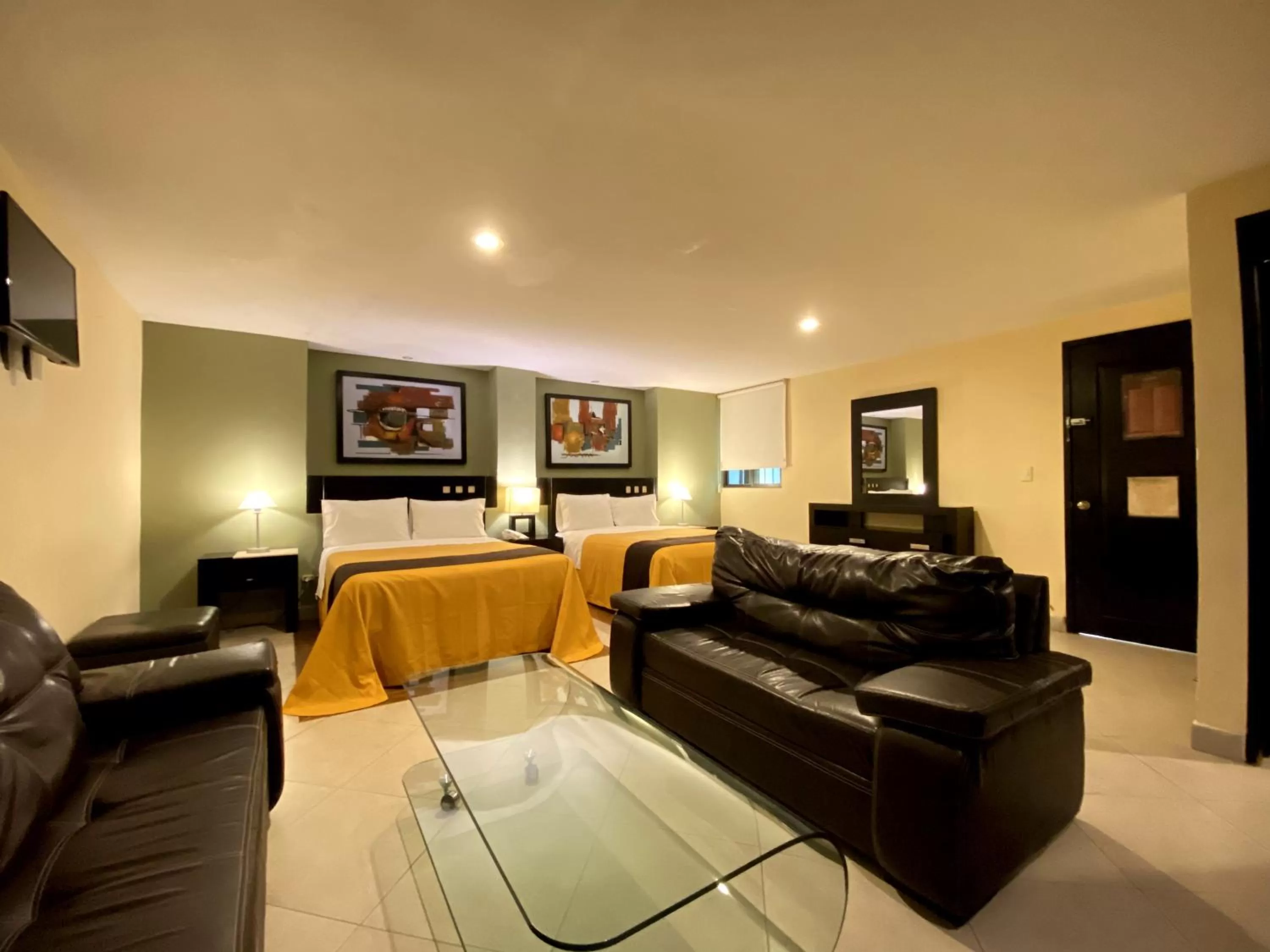 Property building in Hotel Escala Puebla Centro