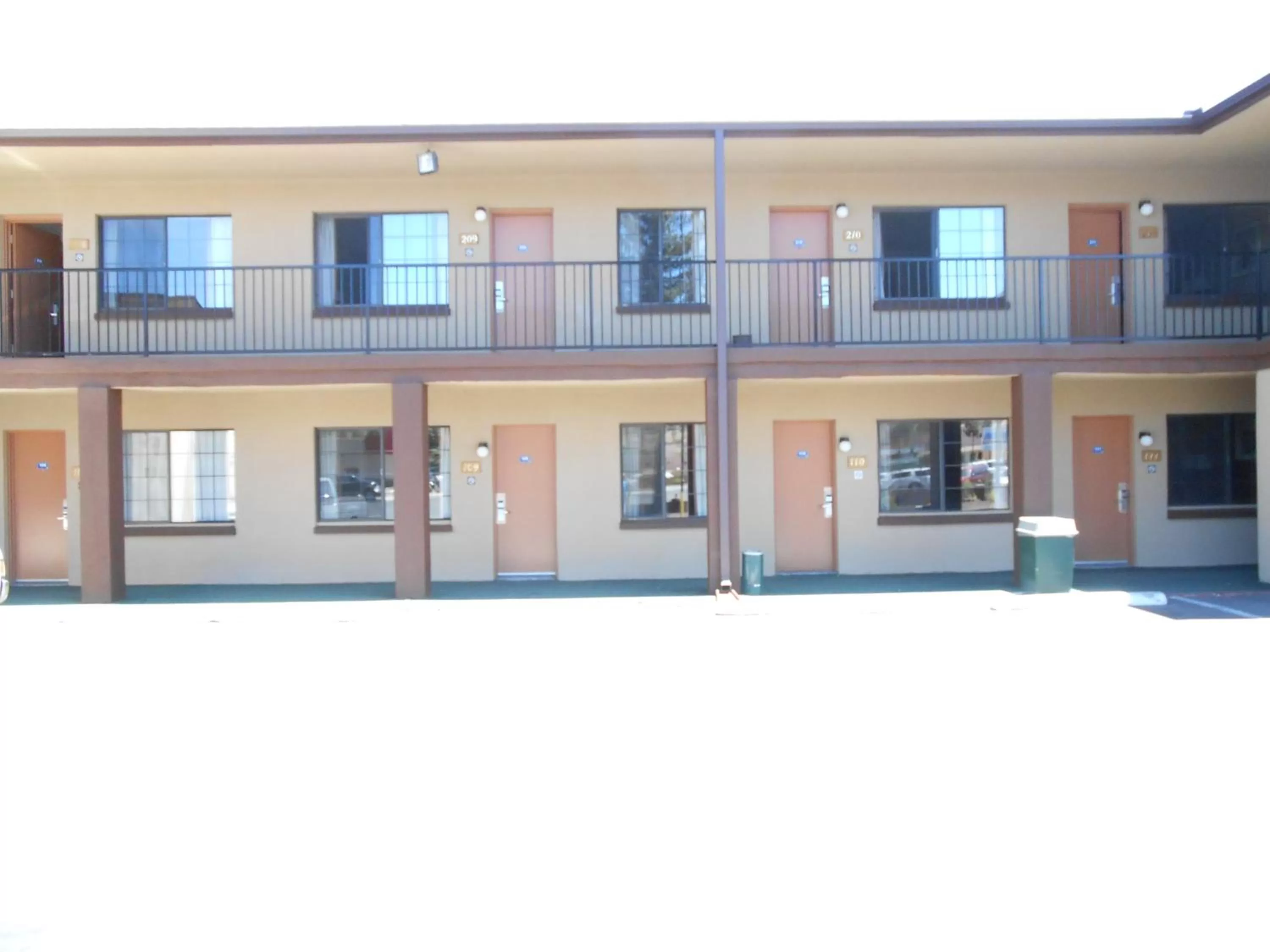 Facade/entrance in Howard Johnson by Wyndham Flagstaff University West