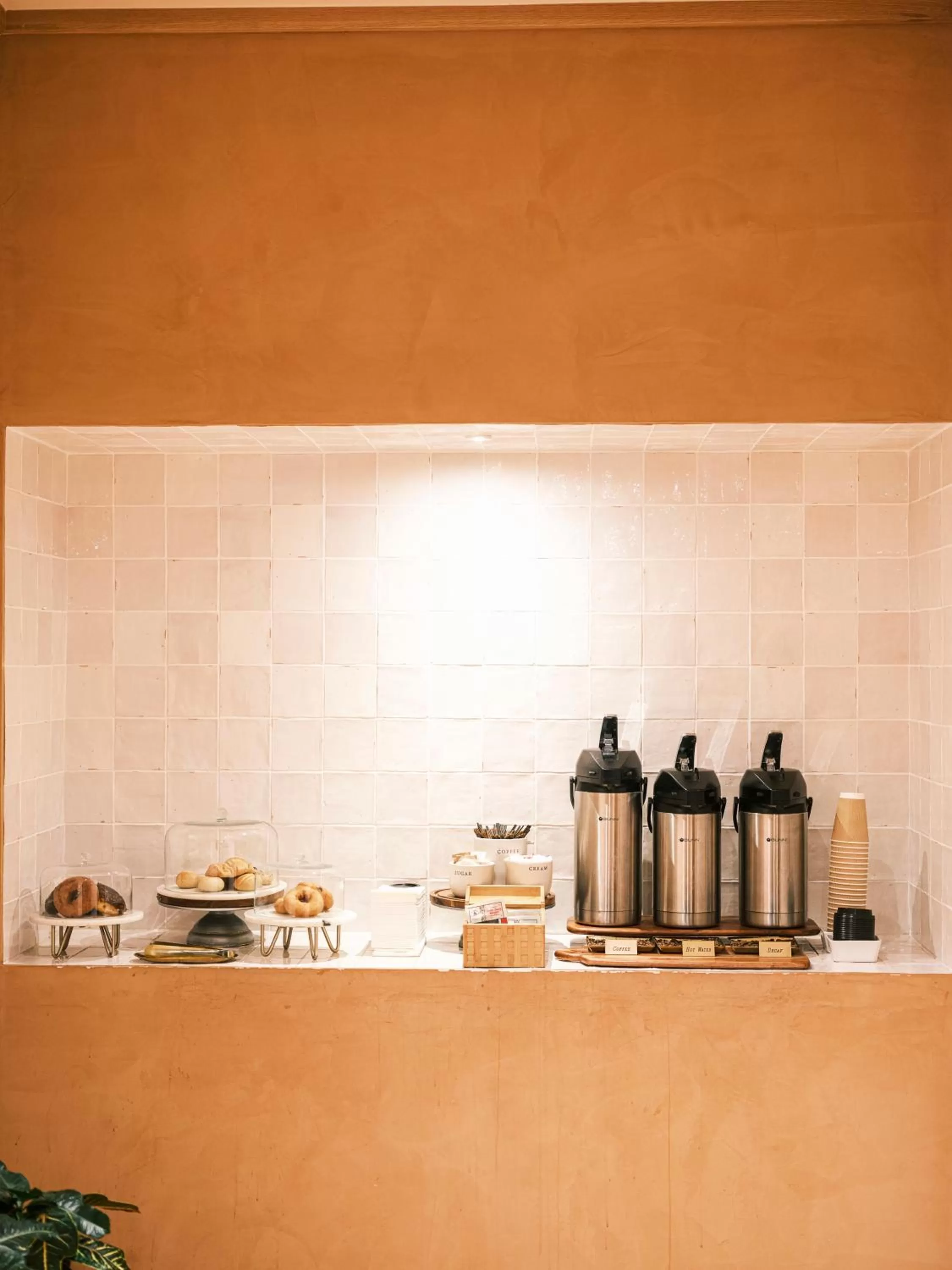 Coffee/tea facilities in Alsace LA