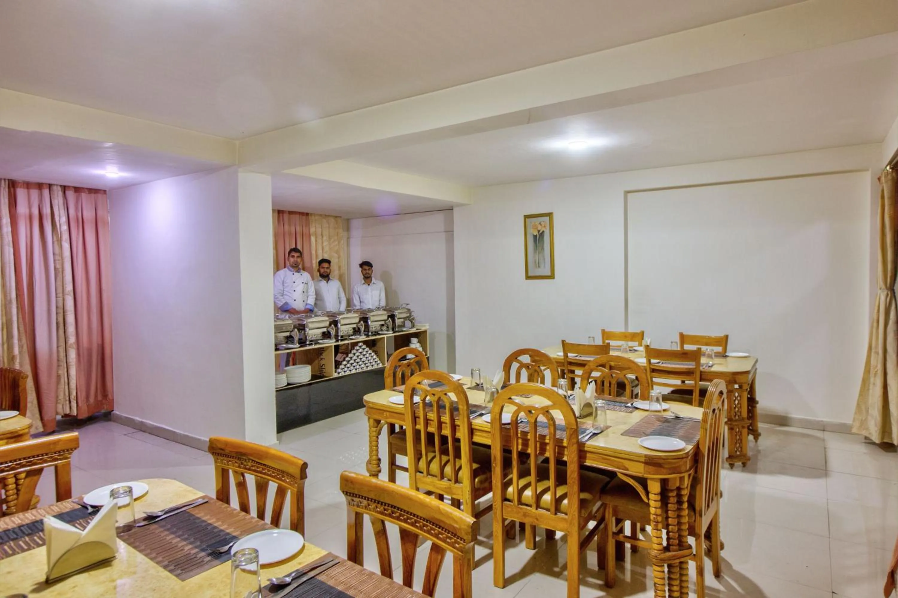 Restaurant/places to eat in Thrill Nature Cottage