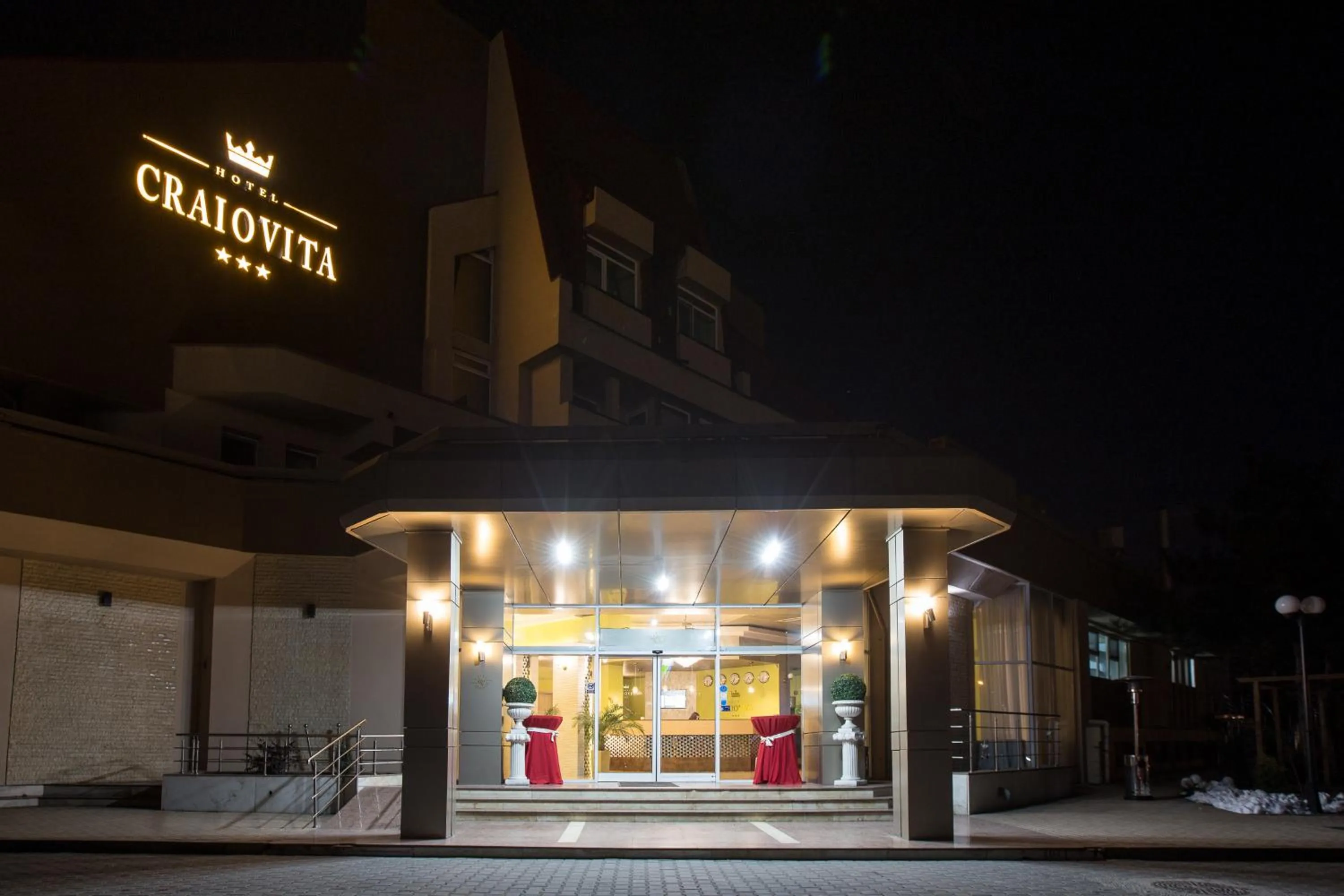 Facade/entrance in Bacolux Craiovita, Craiova