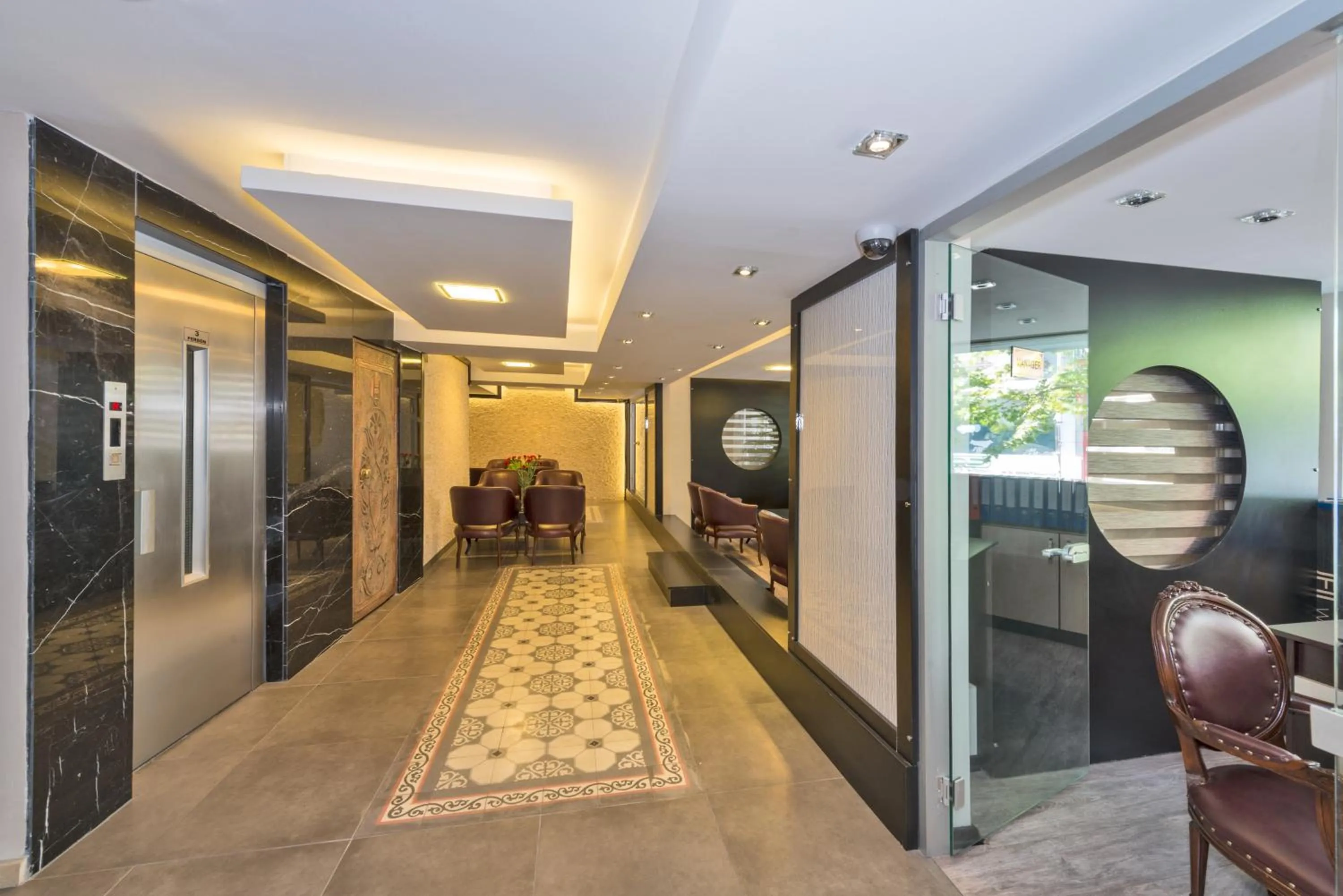 Lobby or reception in Erbazlar Hotel