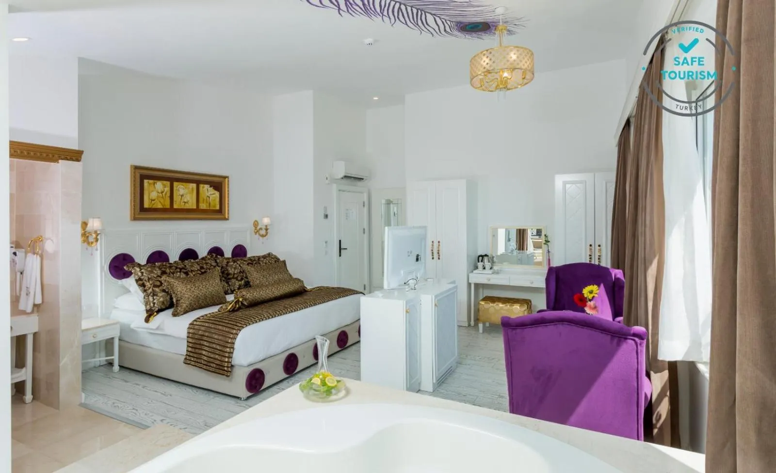 Toilet, Bed in Wise Hotel & Spa - Adults Only