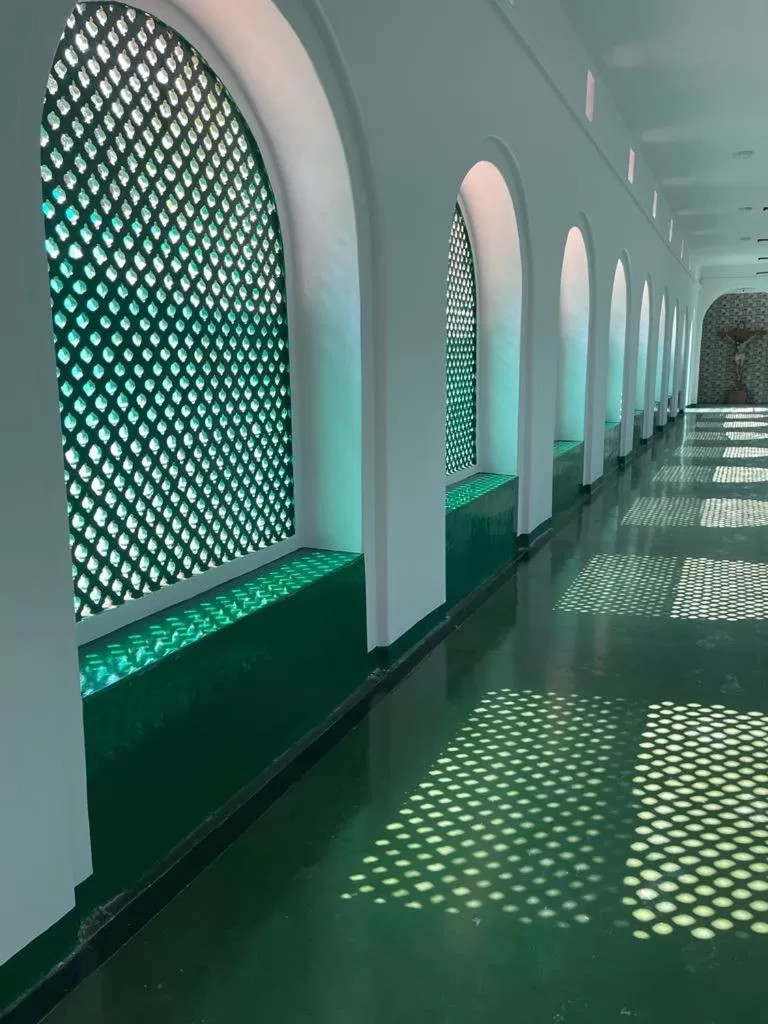 Property building, Swimming Pool in YWCA GALLWAY GUEST HOUSE