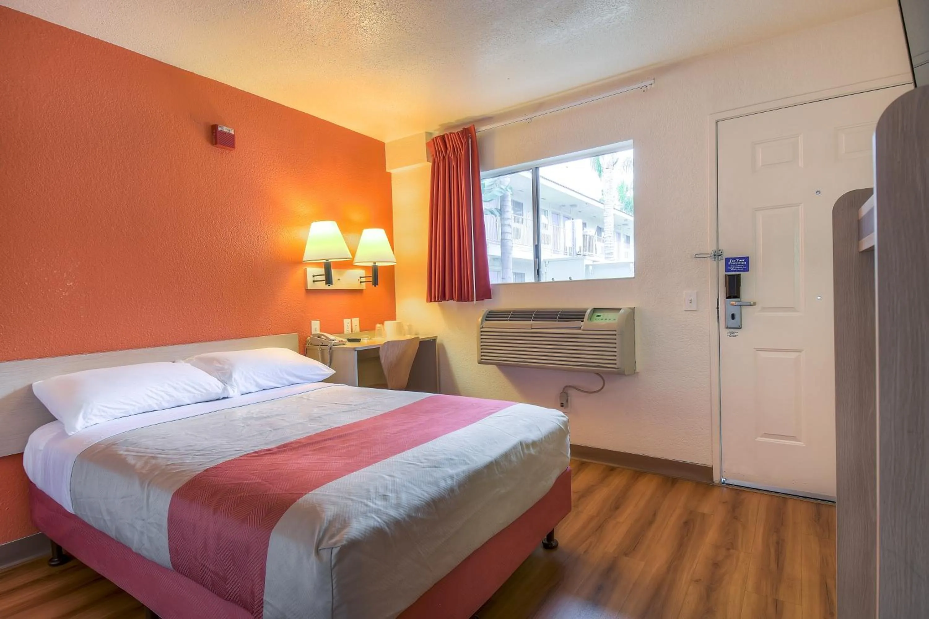Bedroom, Bed in Motel 6-Chino, CA - Los Angeles Area