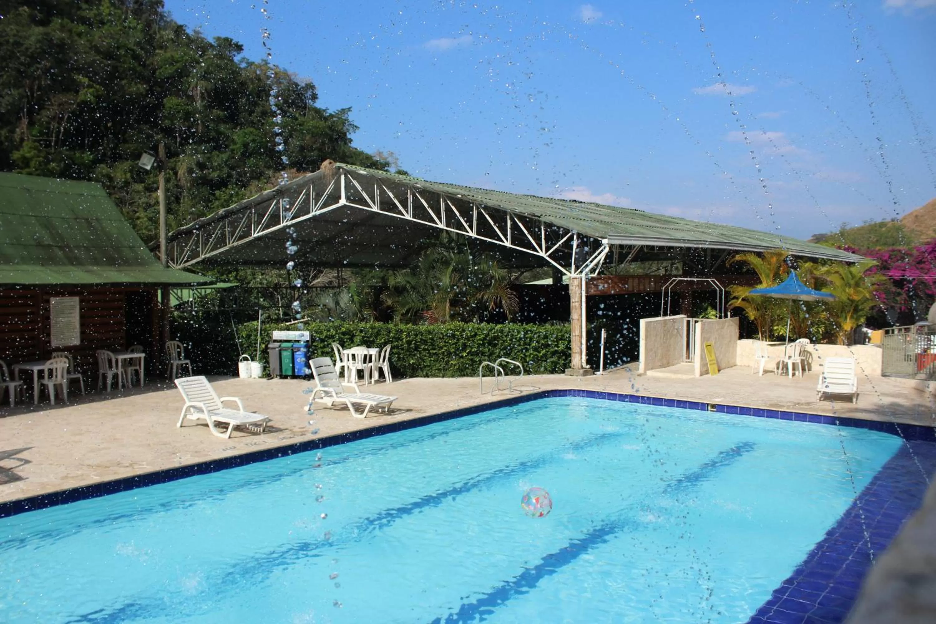 Pool view, Swimming Pool in Rio Escondido