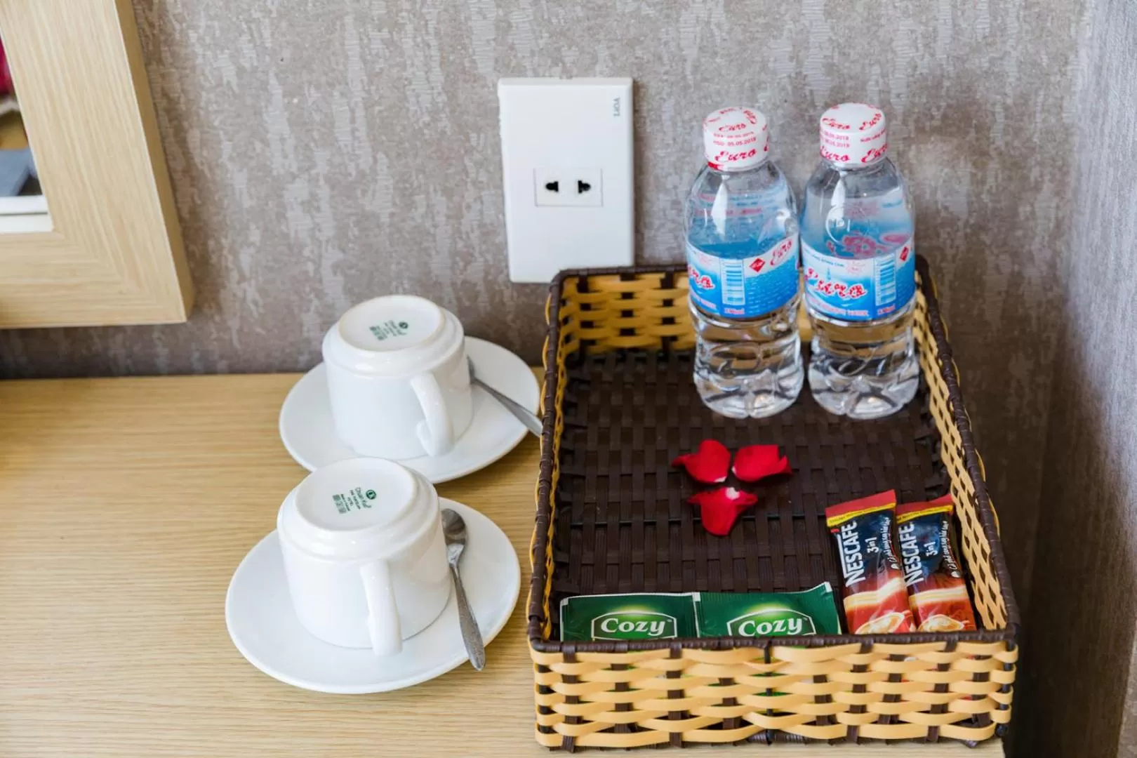 Coffee/tea facilities in Love Hotel