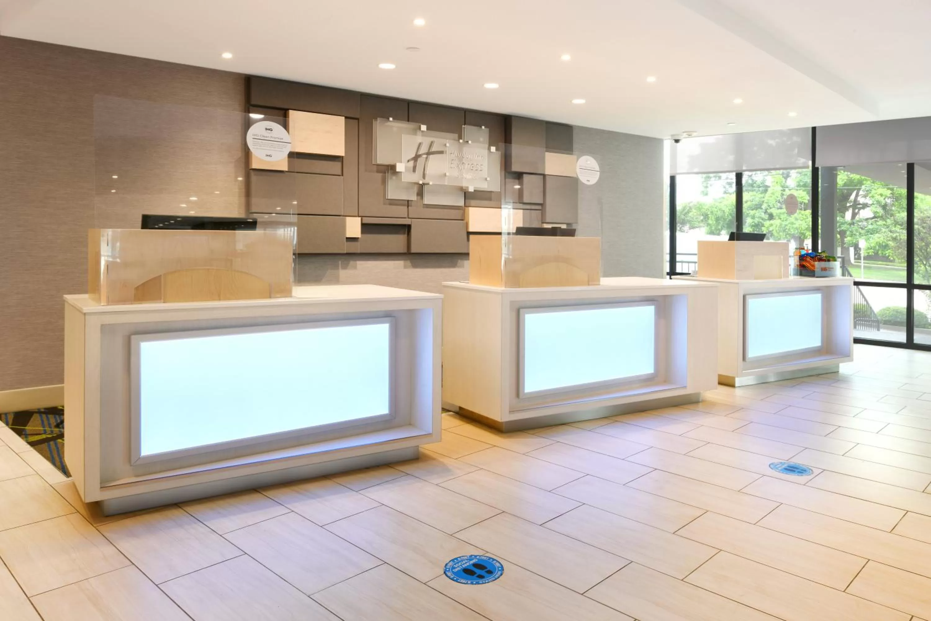 Property building in Holiday Inn Express & Suites Fort Worth Downtown by IHG