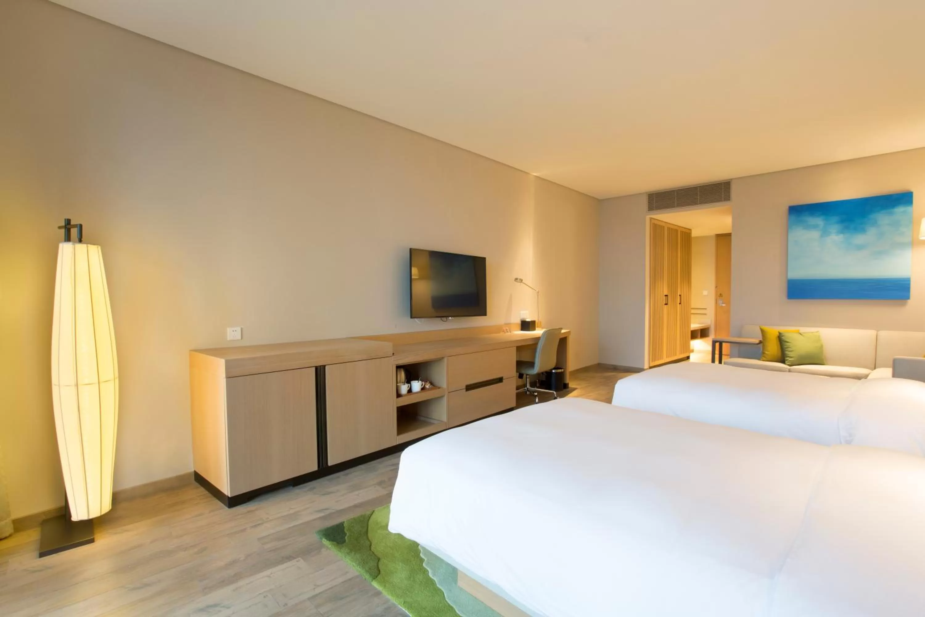 Photo of the whole room, Bed in Hyatt Place Sanya City Center