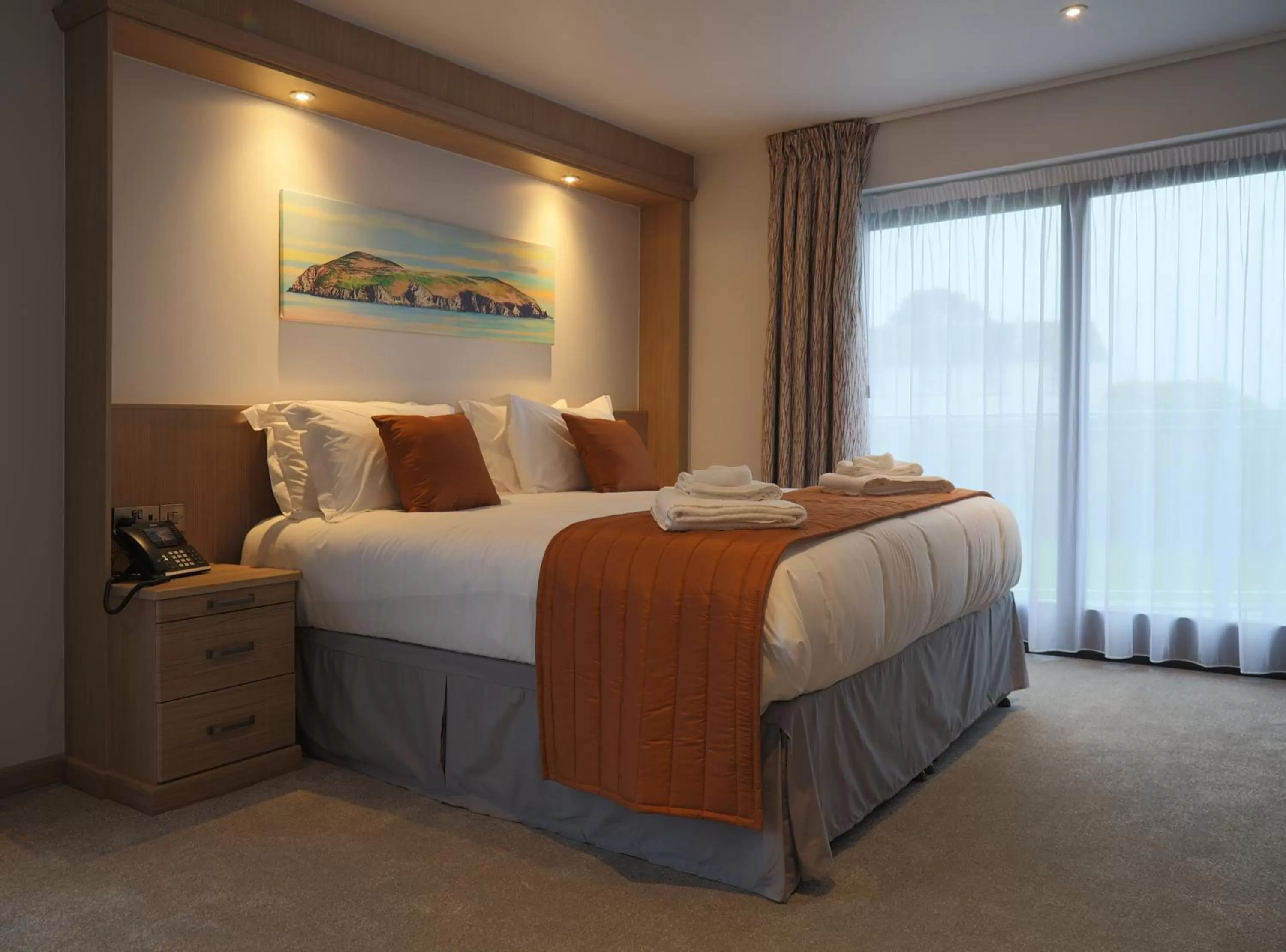 Bed in The Teifi Waterside Hotel