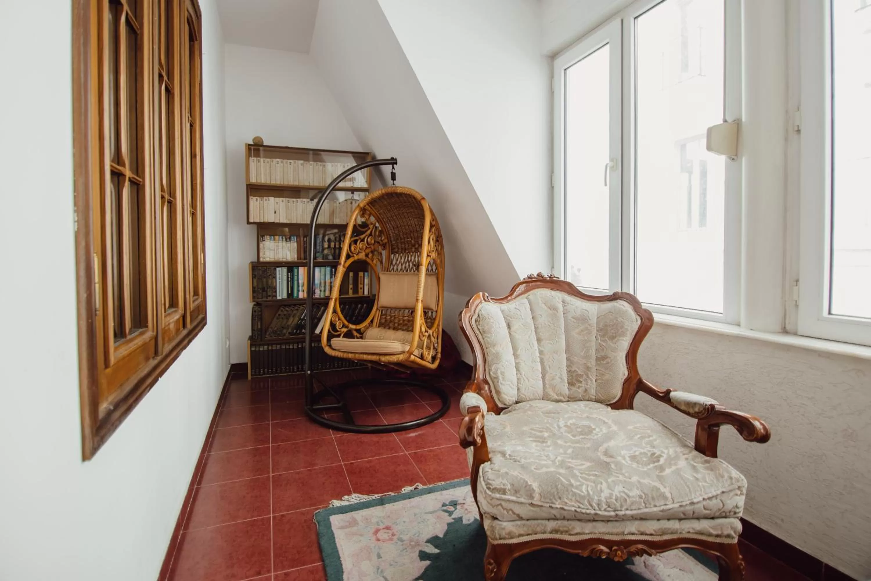 Library, Seating Area in Hotel Queen-Batumi