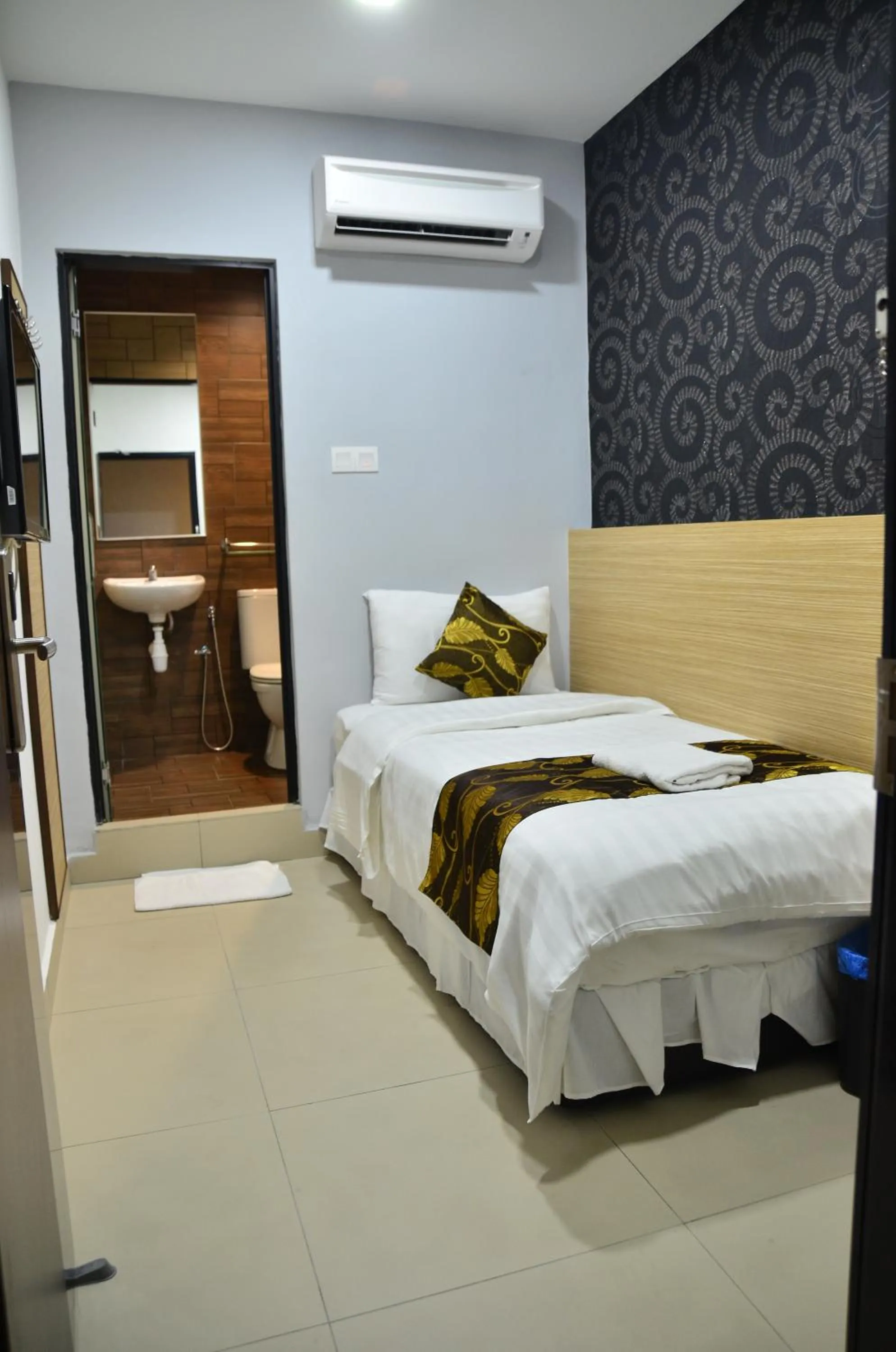 Day, Bed in D'Metro Hotel