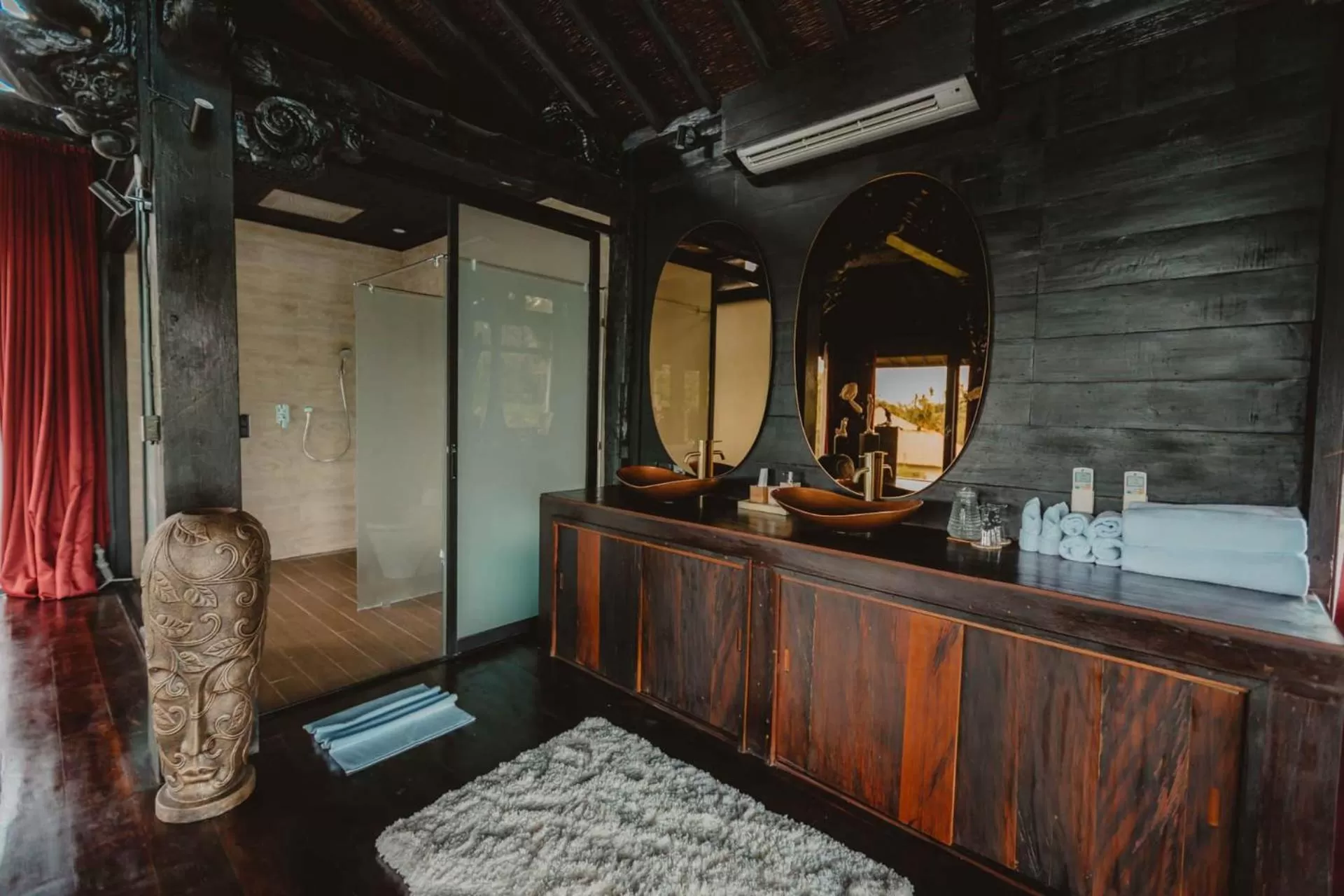 Public Bath in Villa Cella Bella Ubud