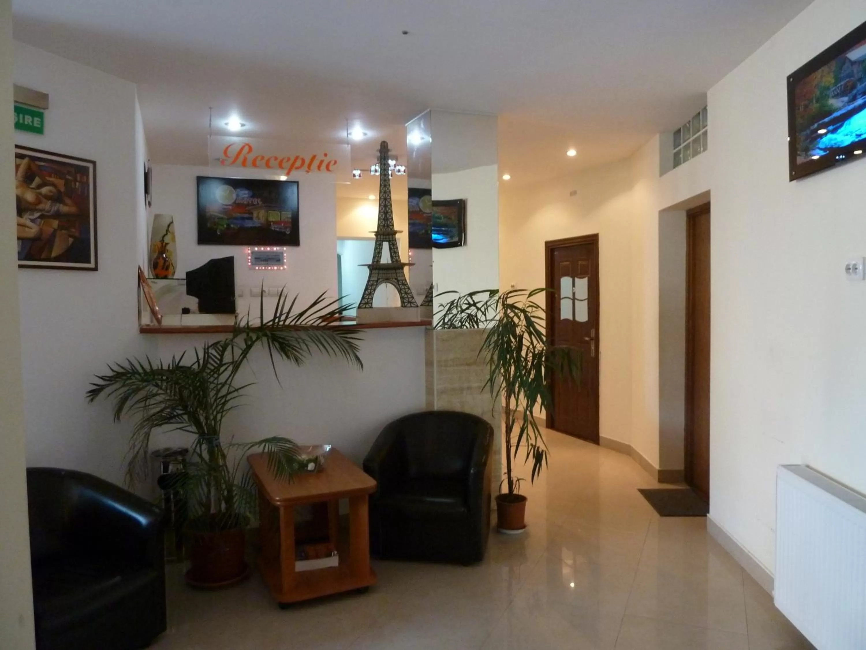 Lobby or reception, Lobby/Reception in Pensiunea Old Sheriff