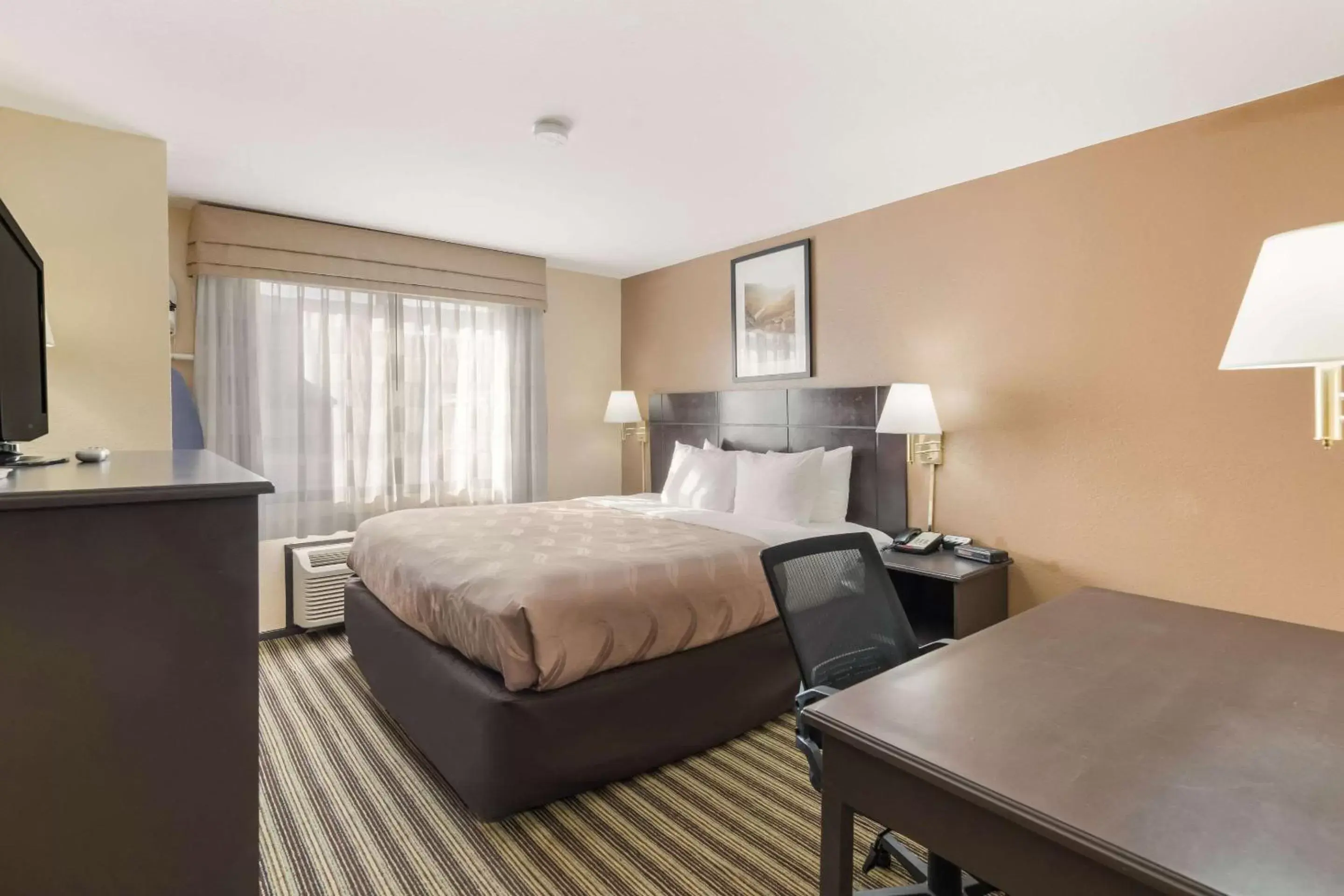 King Room - Non-Smoking in Quality Inn Clovis King Room - Non-Smoking in Quality Inn Clovis