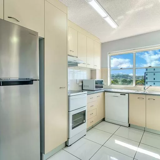 Tradewinds Apartments