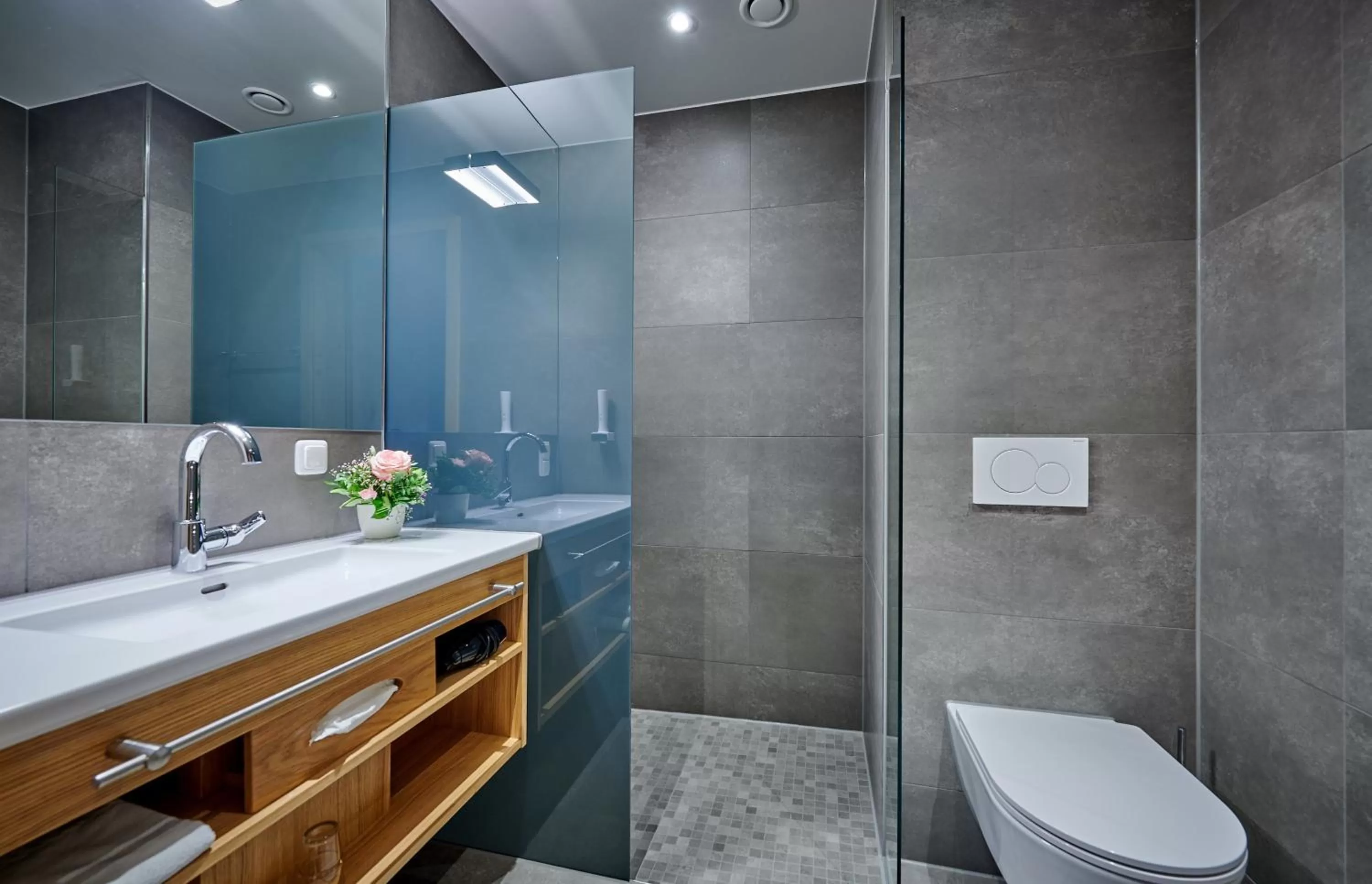 Bathroom in Landgasthof Wurm