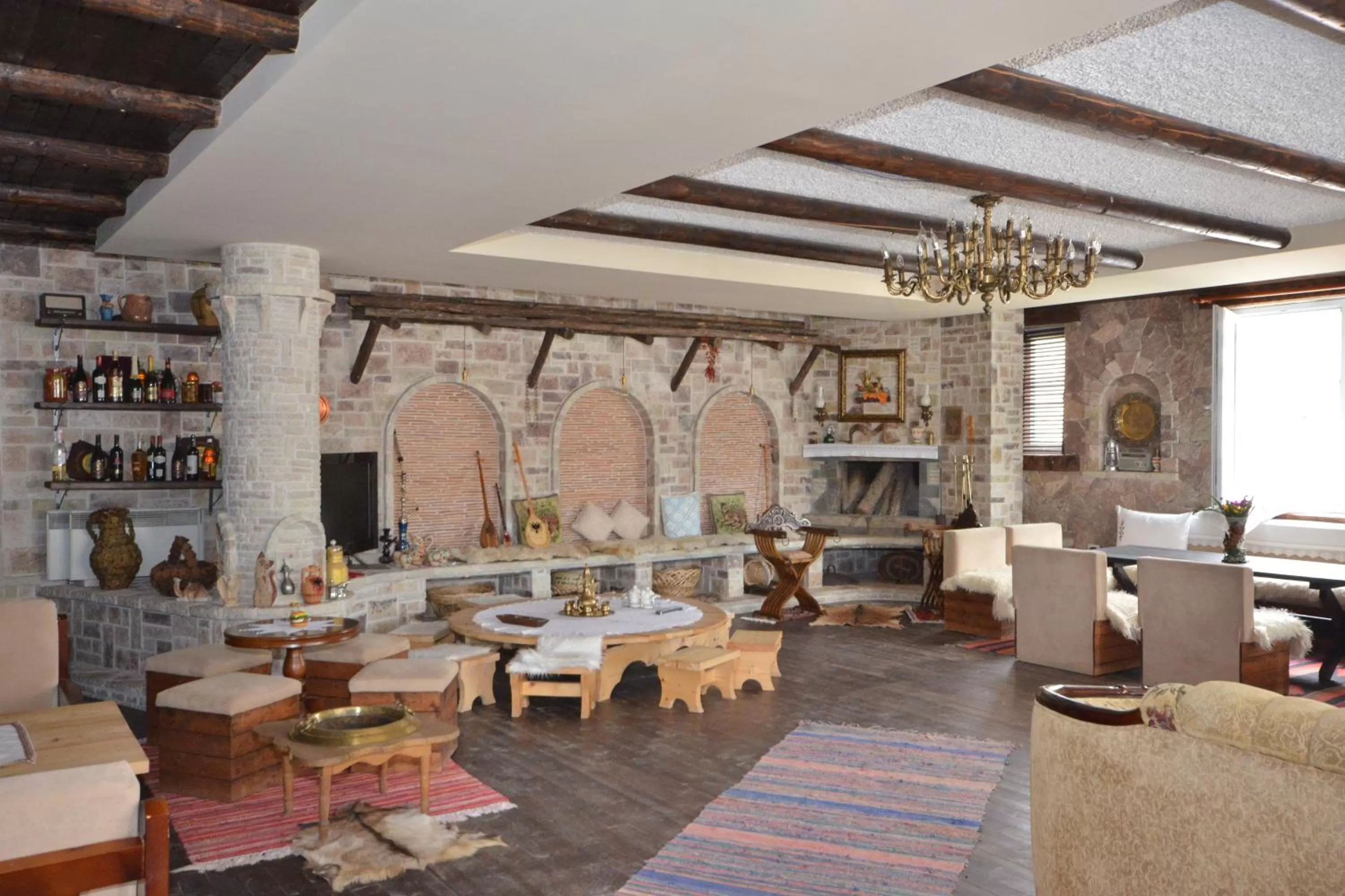 Restaurant/Places to Eat in Hotel Veri