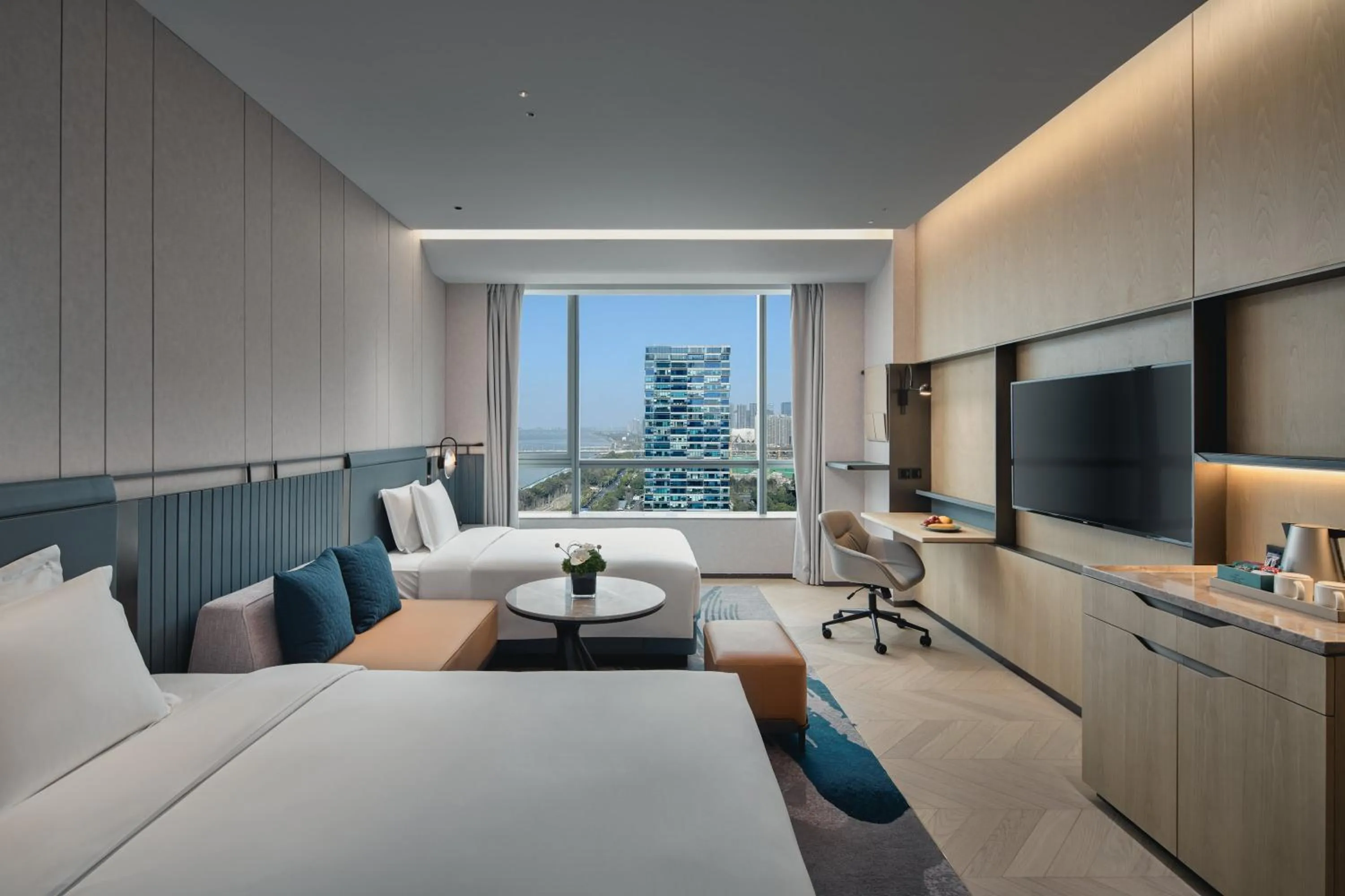 Photo of the whole room in Crowne Plaza Hangzhou Riverside by IHG