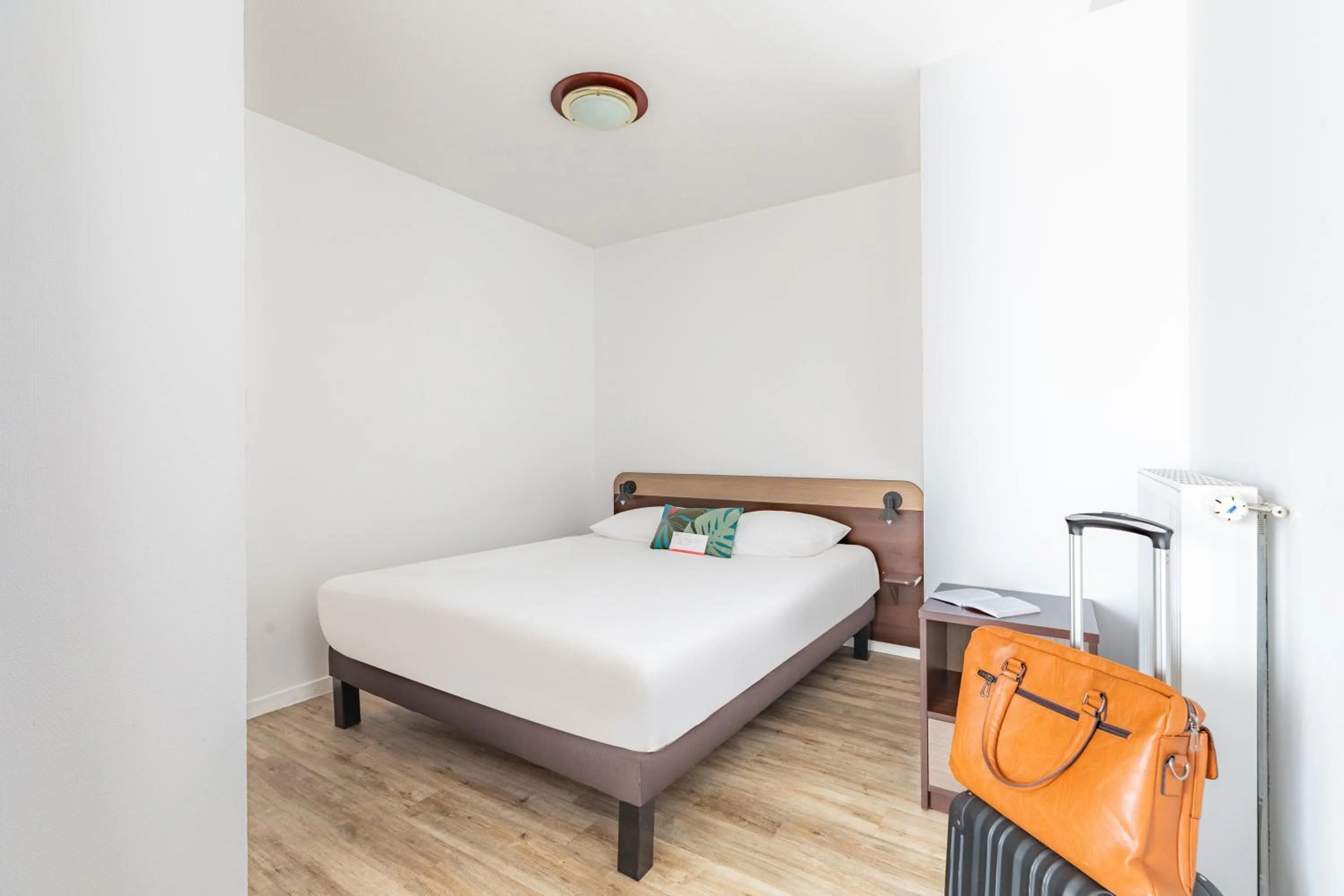 Bed in Appart'City Classic Chalon sur Saone