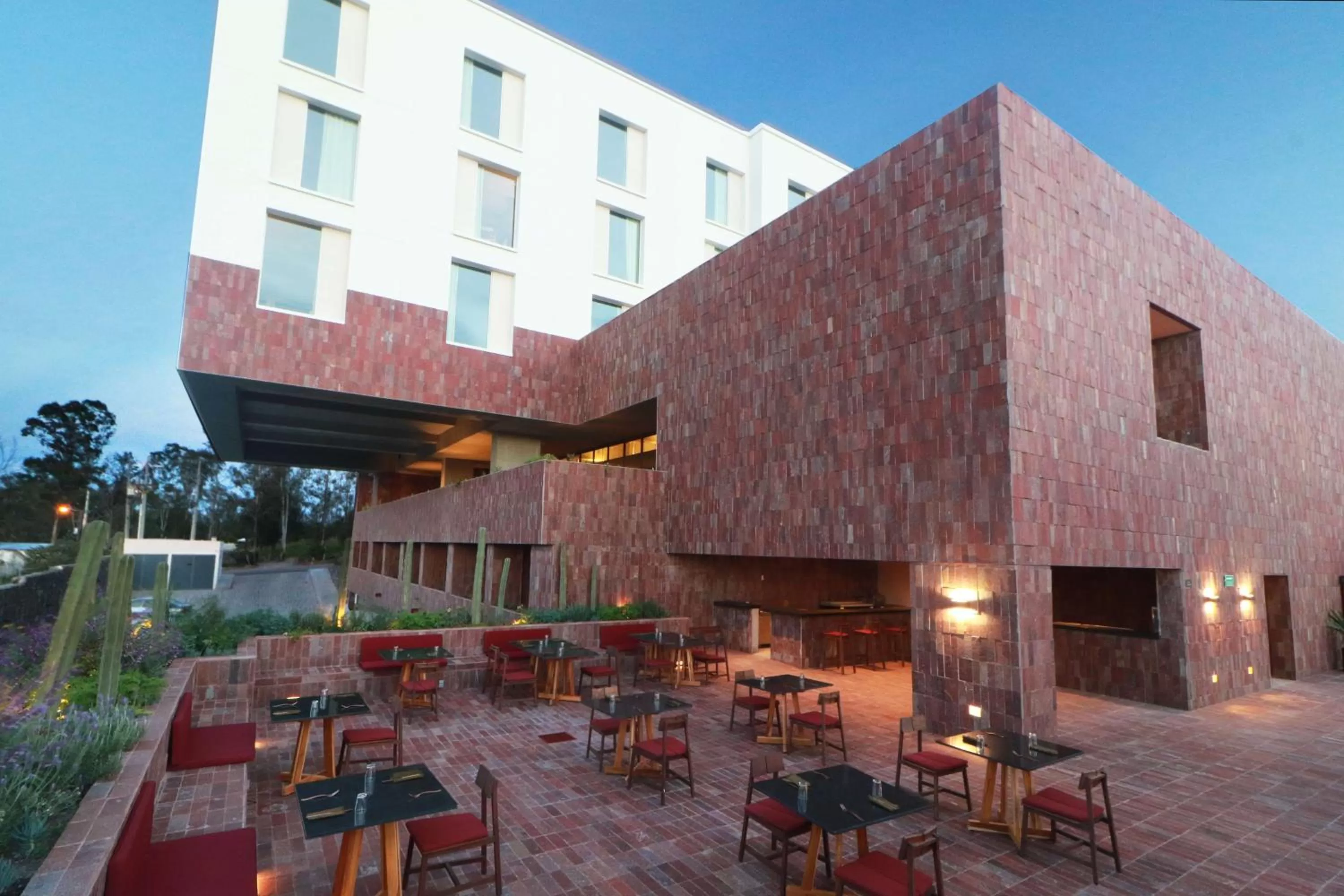 Restaurant/places to eat in Albor San Miguel de Allende, Tapestry Collection by Hilton