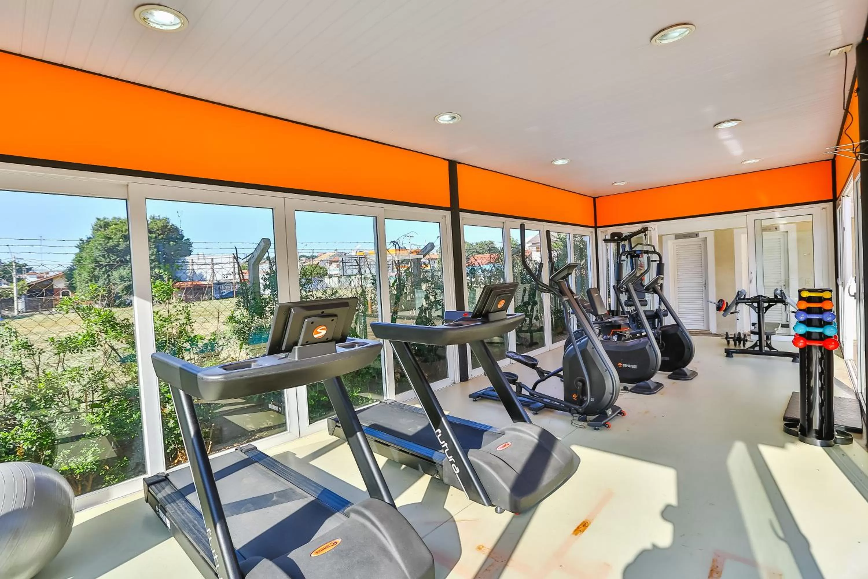 Fitness centre/facilities in Red Roof Inn Jundiaí