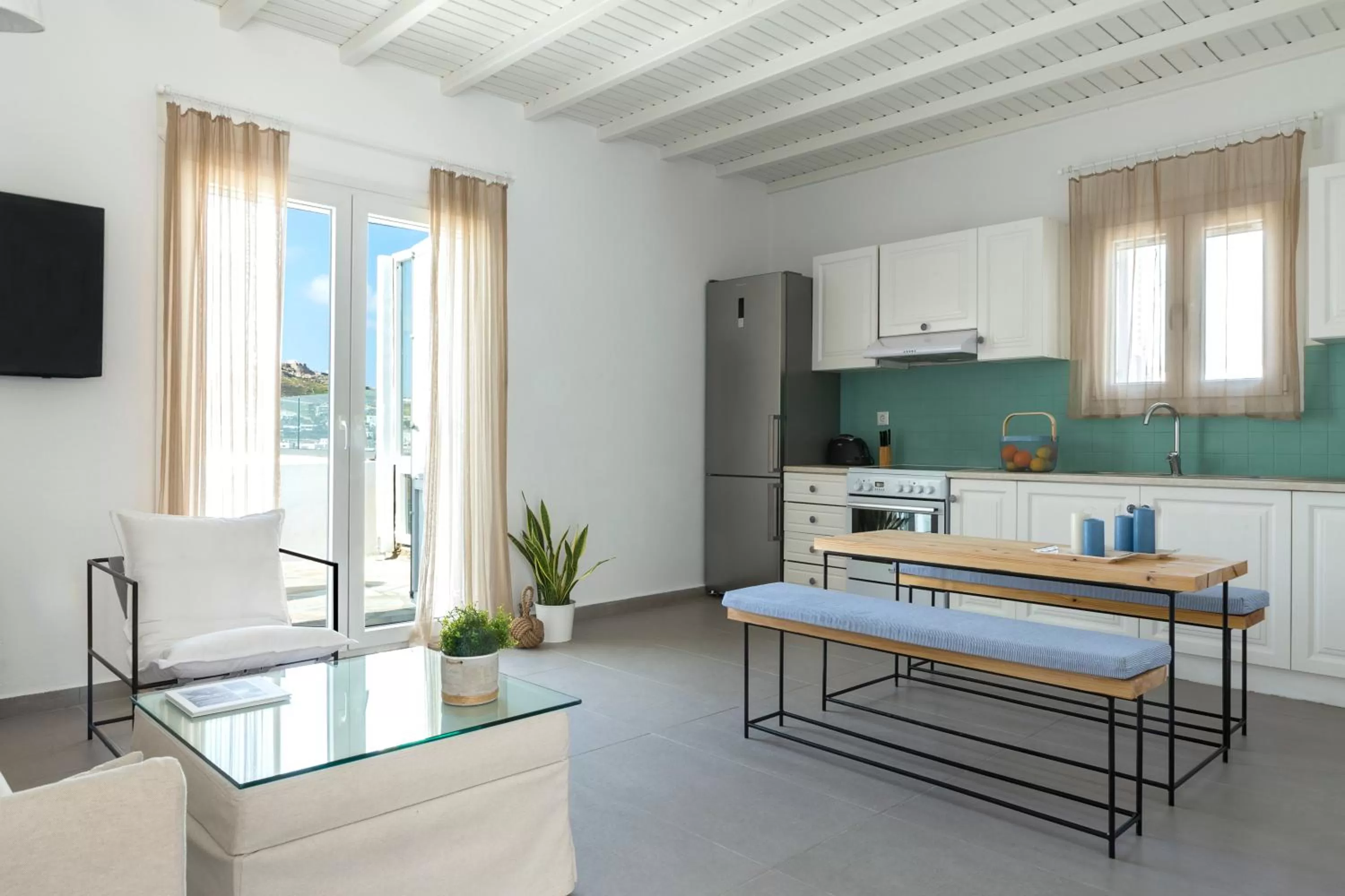 Kitchen or kitchenette in Amperian Mykonos Suites & Villas