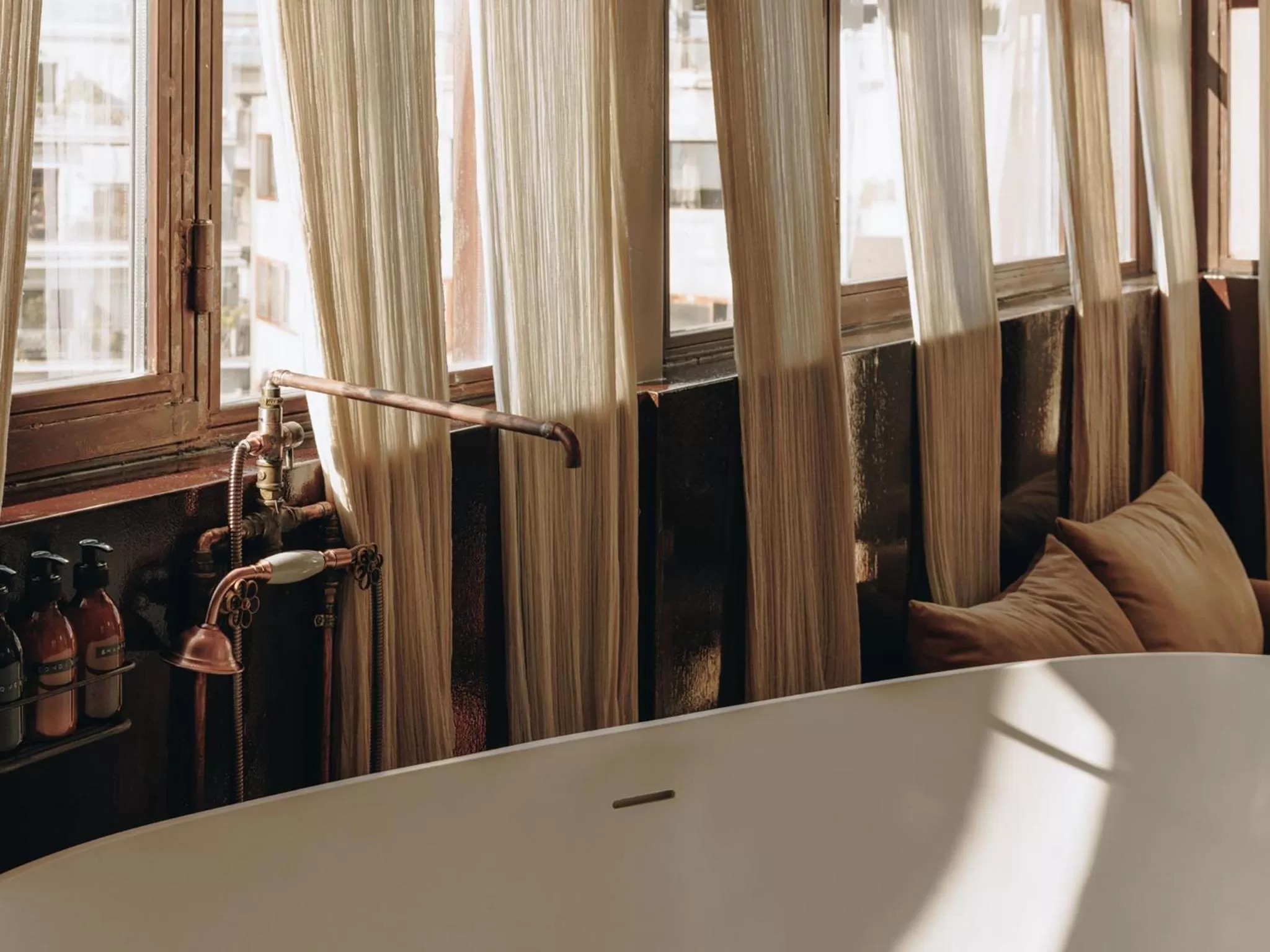 Bathroom in Mona Athens