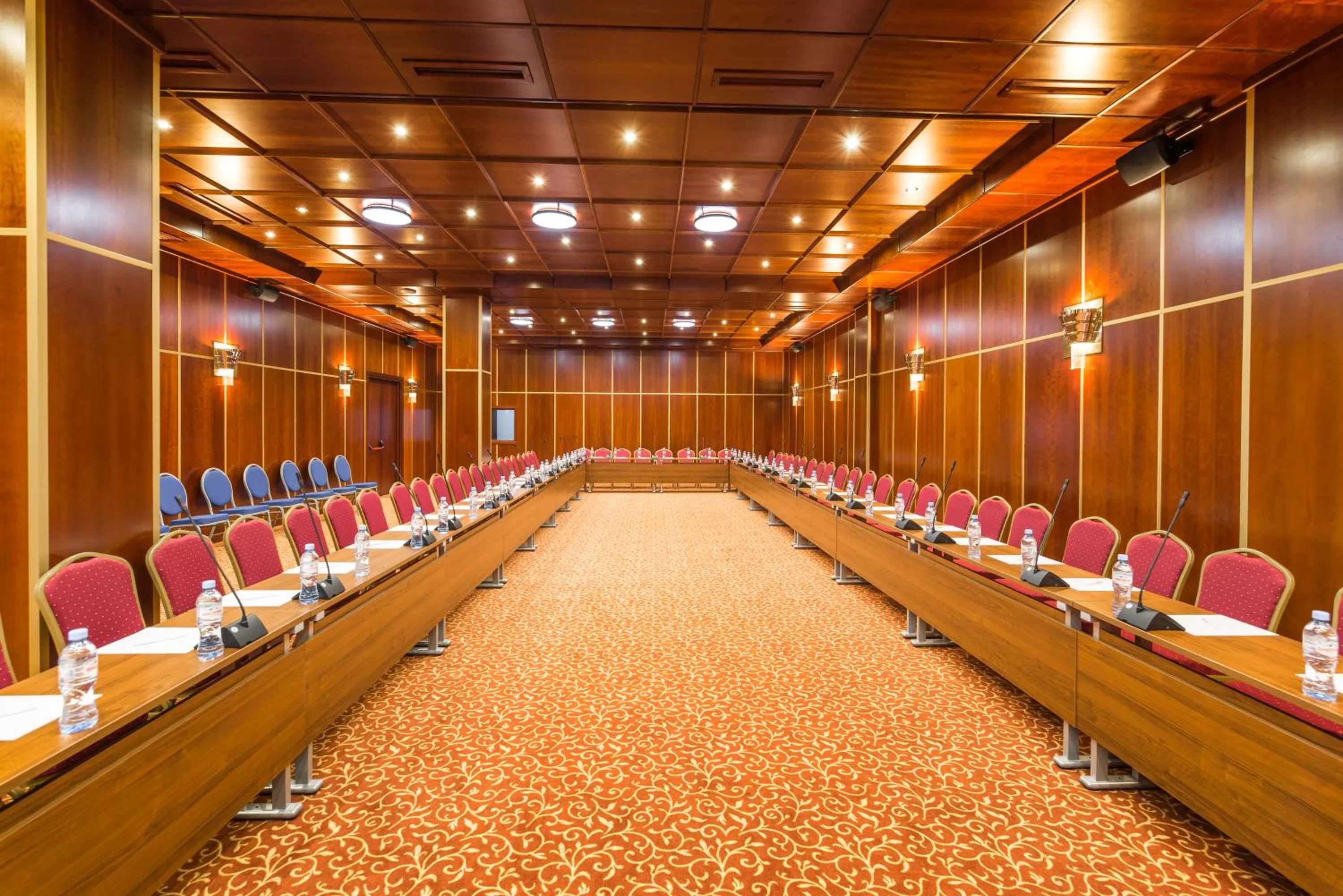 Meeting/conference room in Kopala Tskneti Hotel