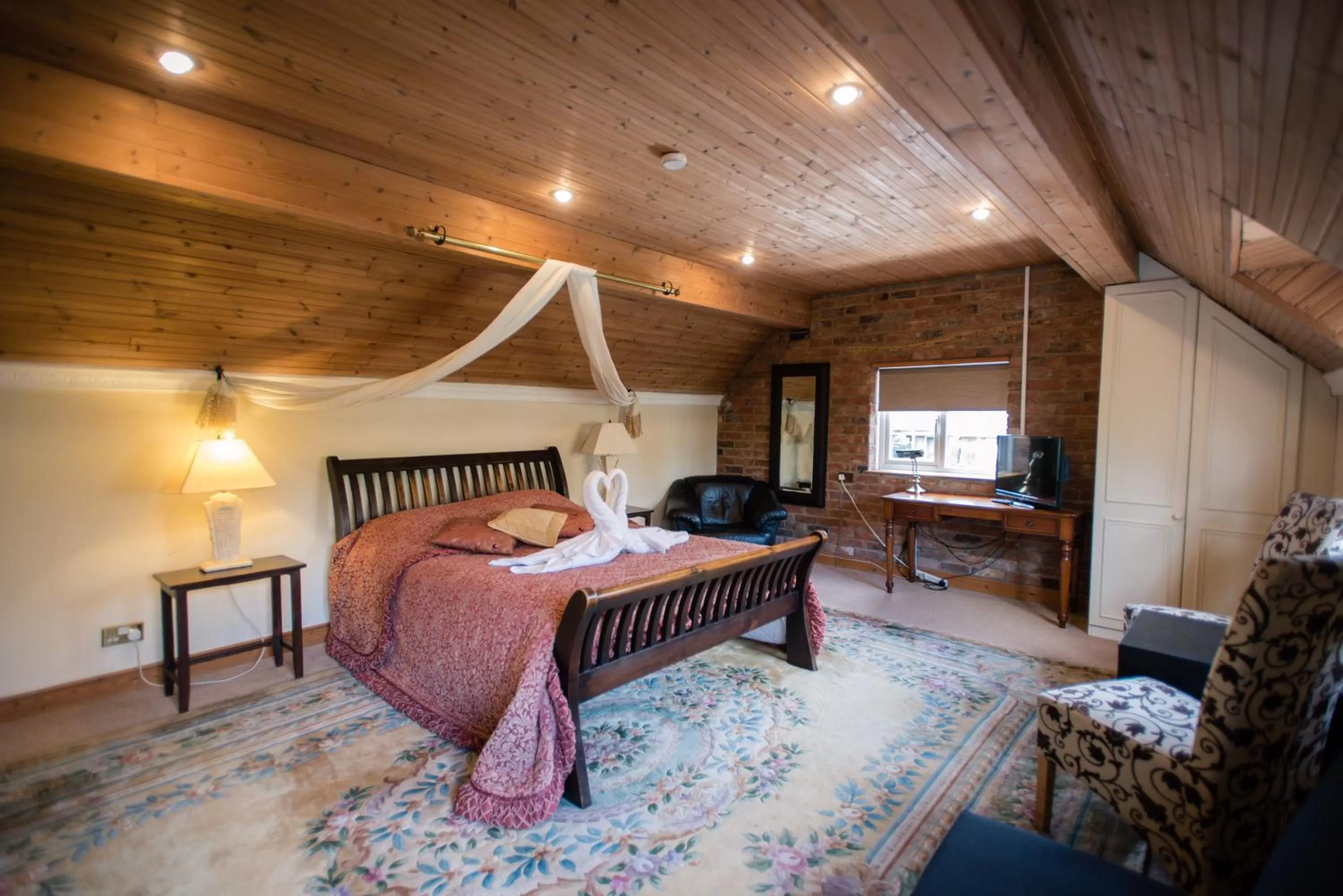 Bed in The Royal Arms Hotel Room Only