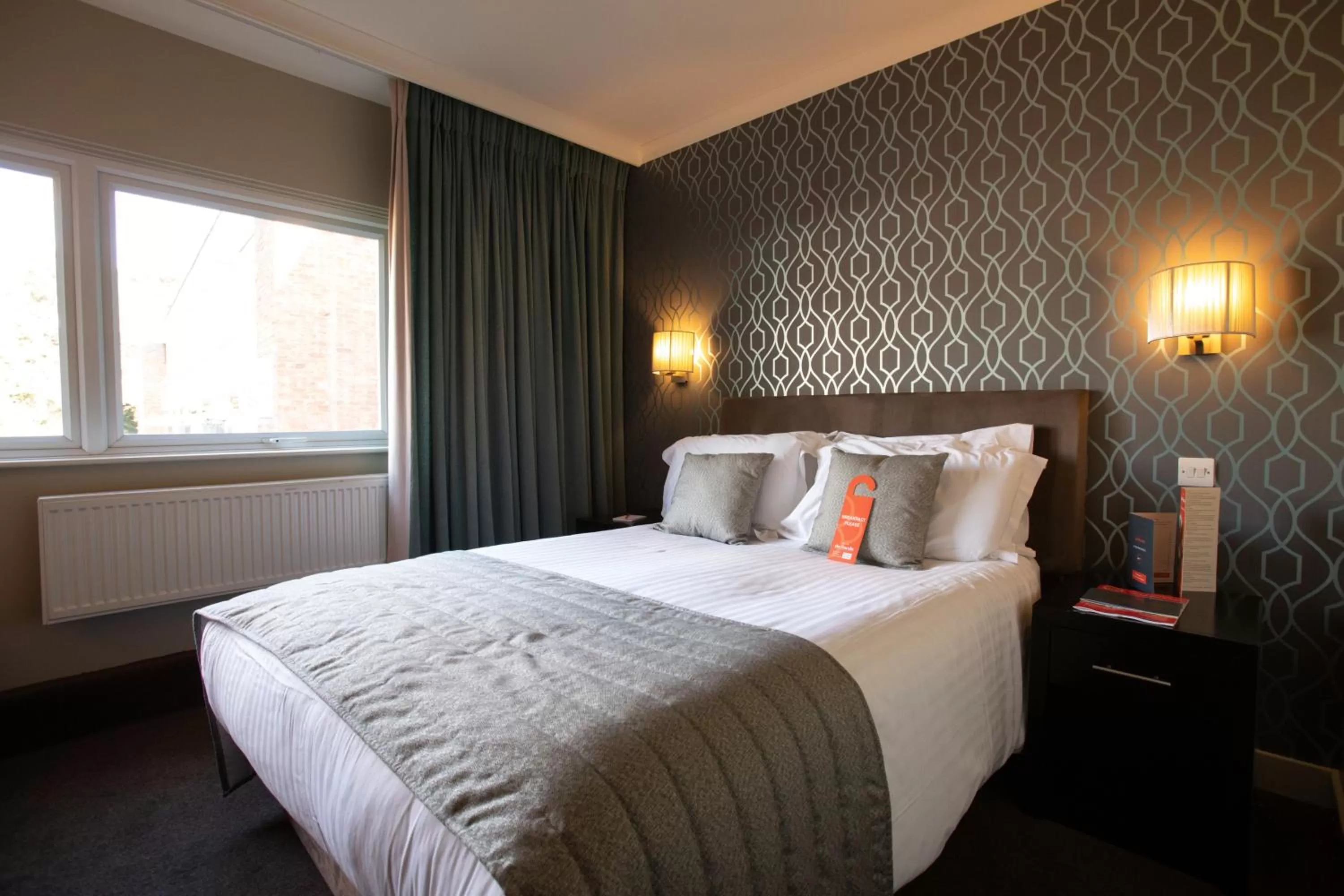 Bed in The Lincoln Hotel