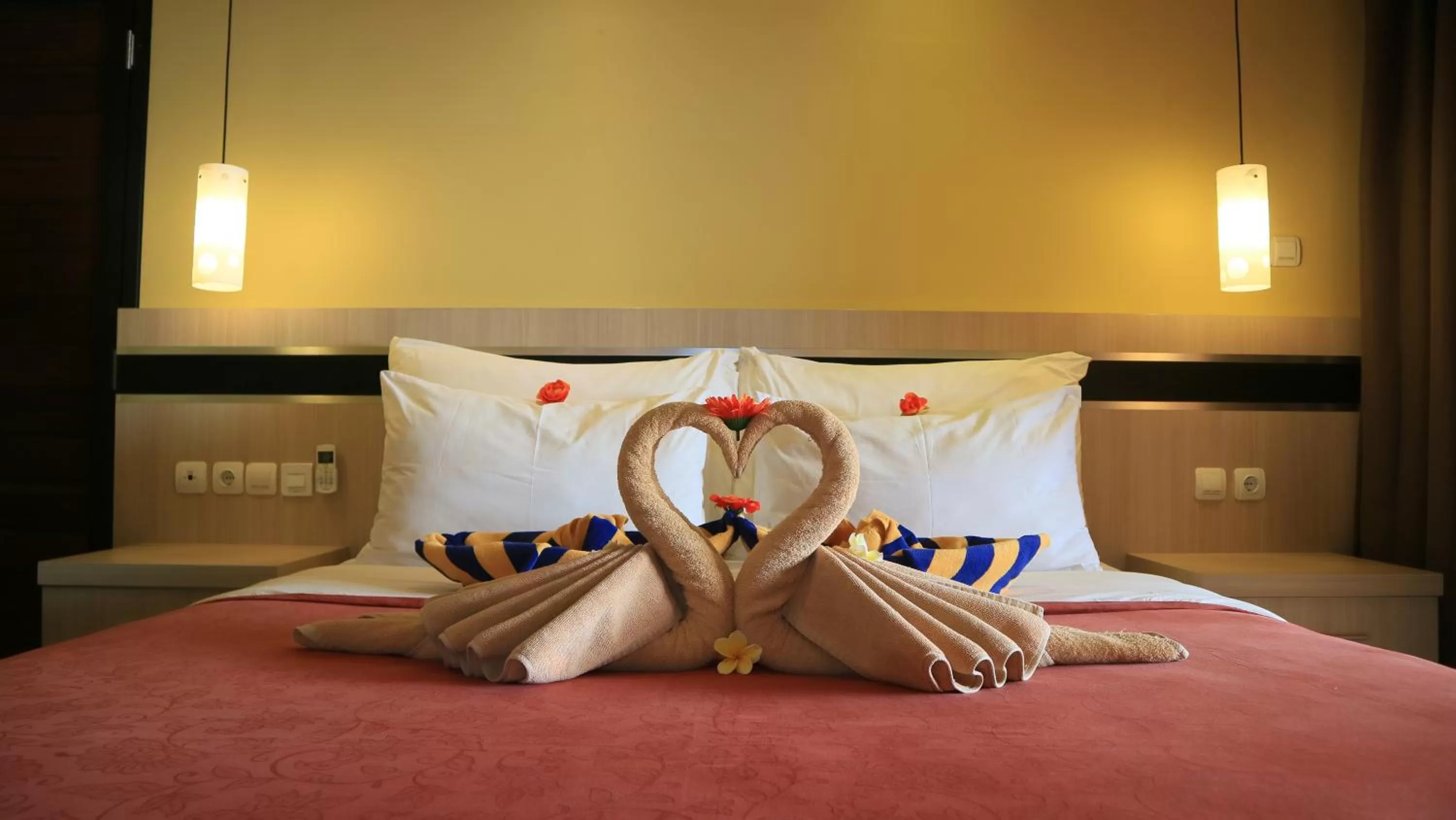 Bed in Sunset House Gili Meno