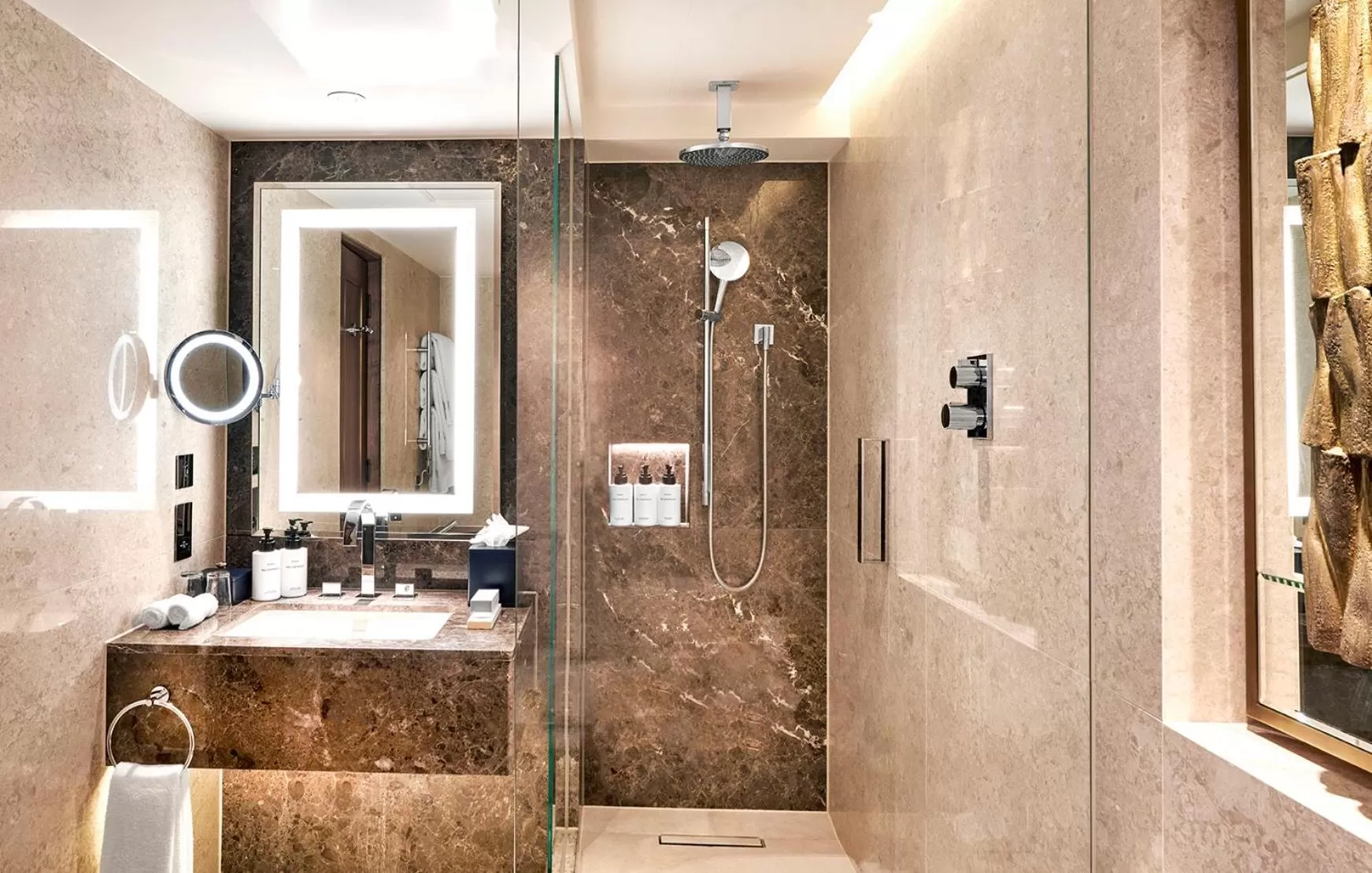 Shower in InterContinental London Park Lane by IHG