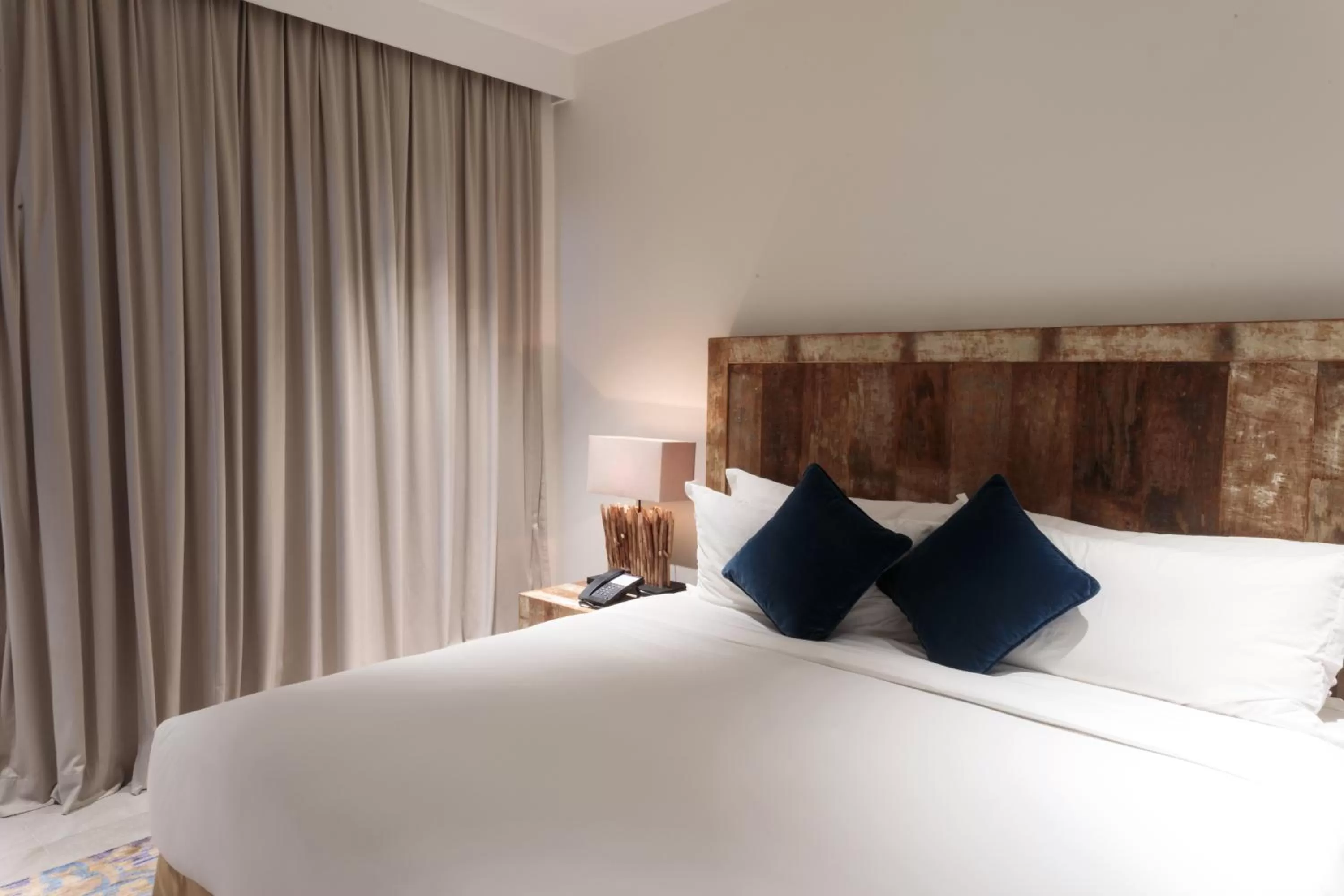 Bedroom, Bed in Cove Resort Palau