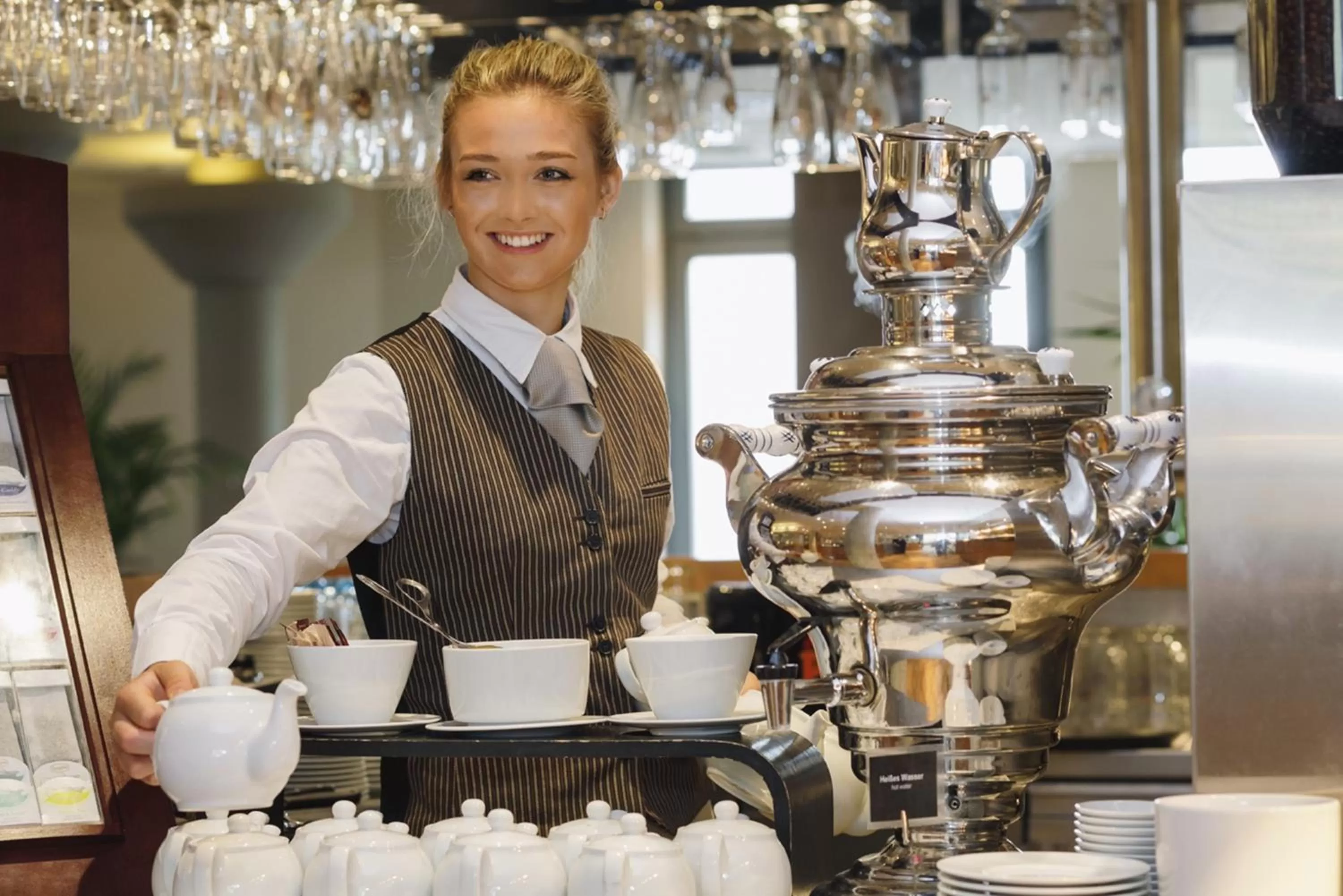 Staff in Mövenpick Hotel München-Airport
