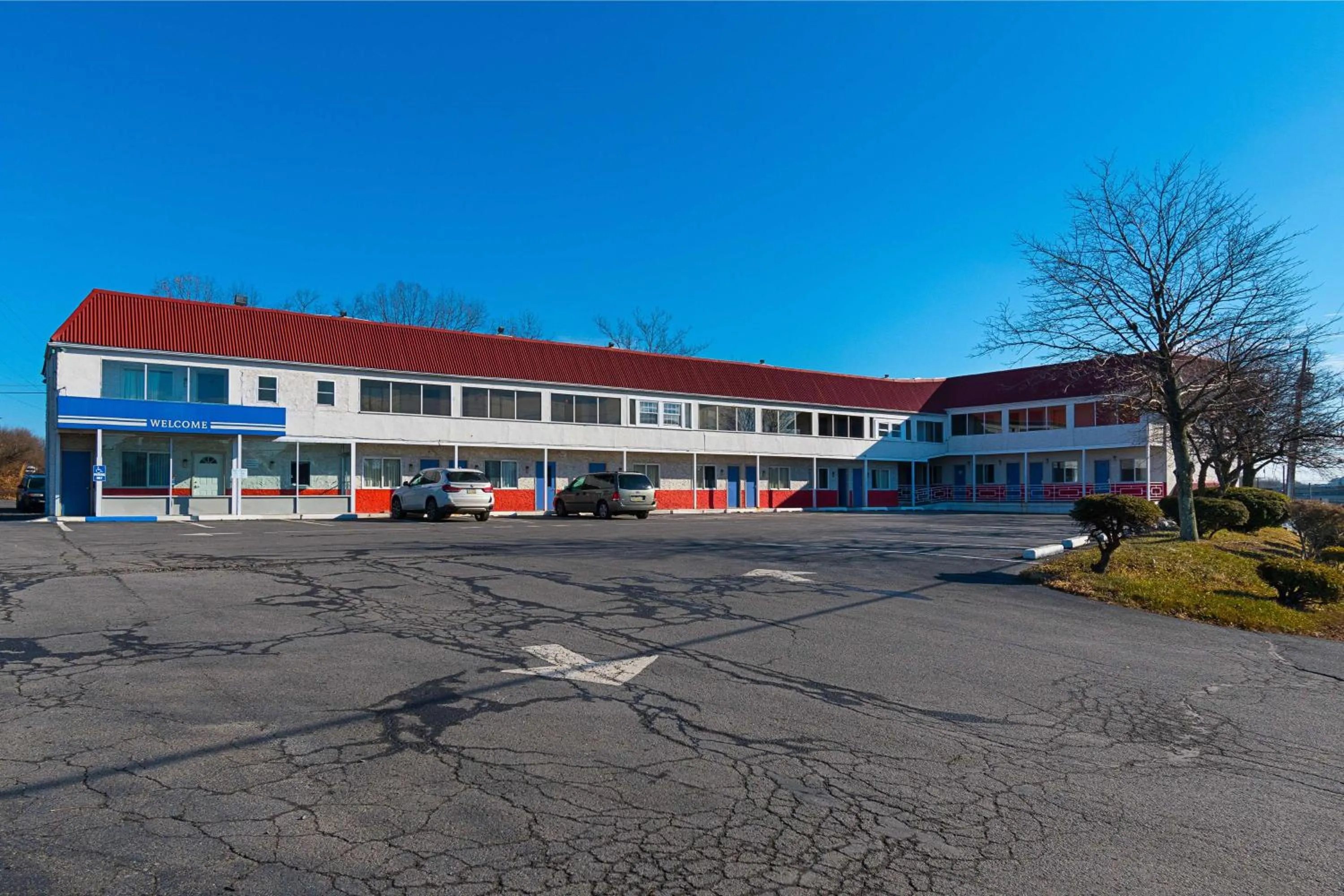 Property building in Motel 6-Frackville, PA