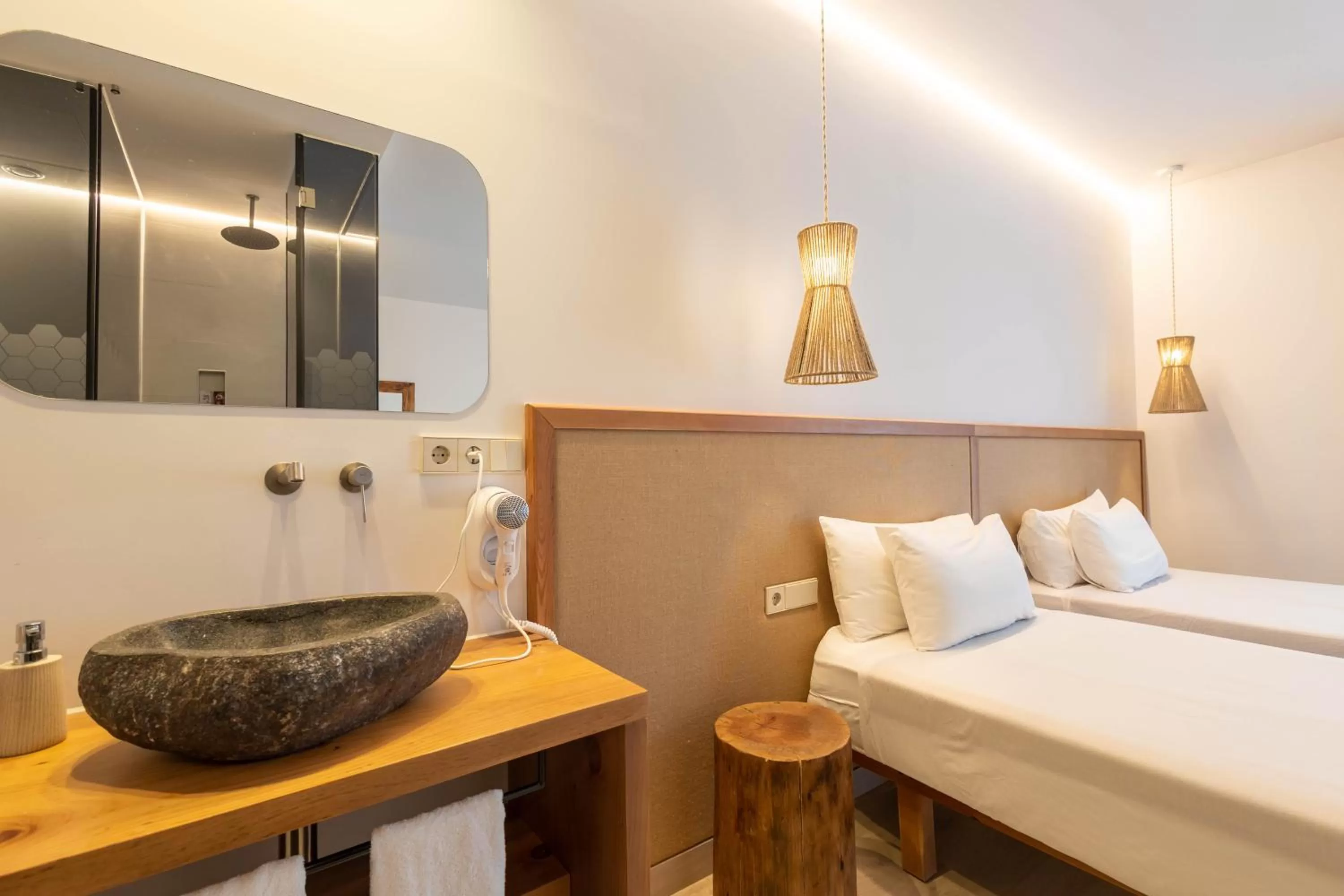 Bed in Play Hotel Ibiza - Adults Only